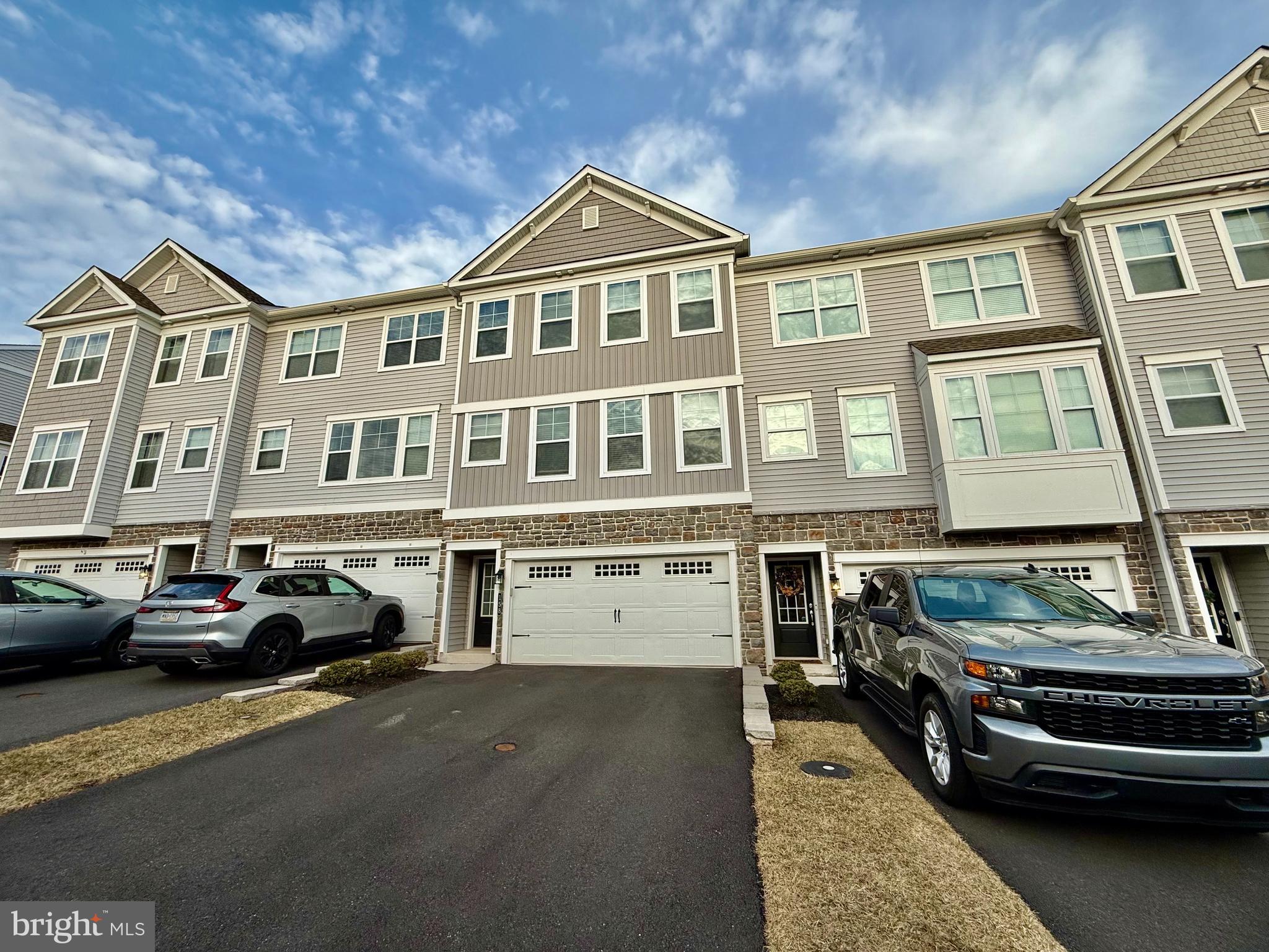 EVERLEIGH - Residential Lease