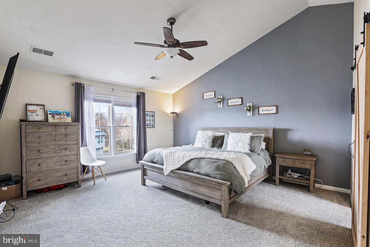 POTOMAC LAKES - Residential