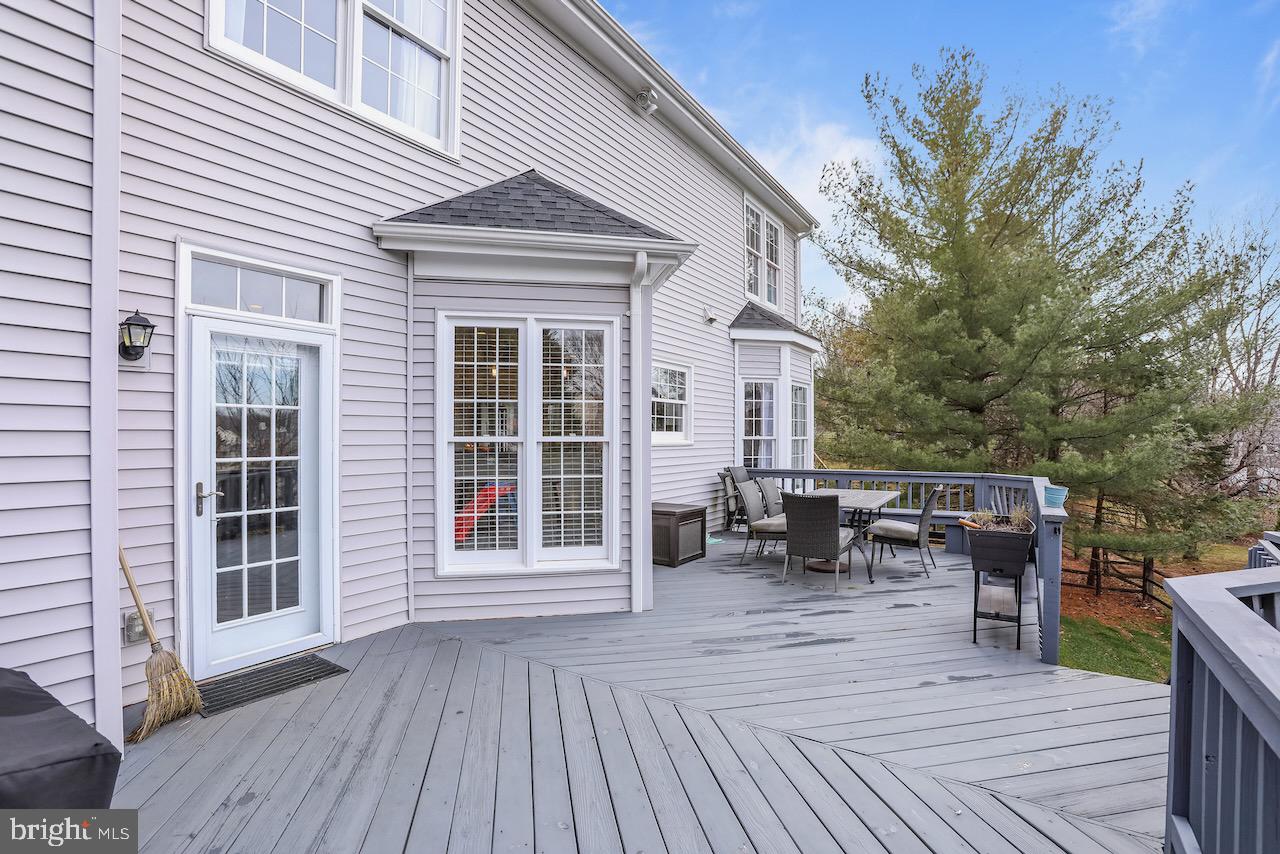 POTOMAC LAKES - Residential