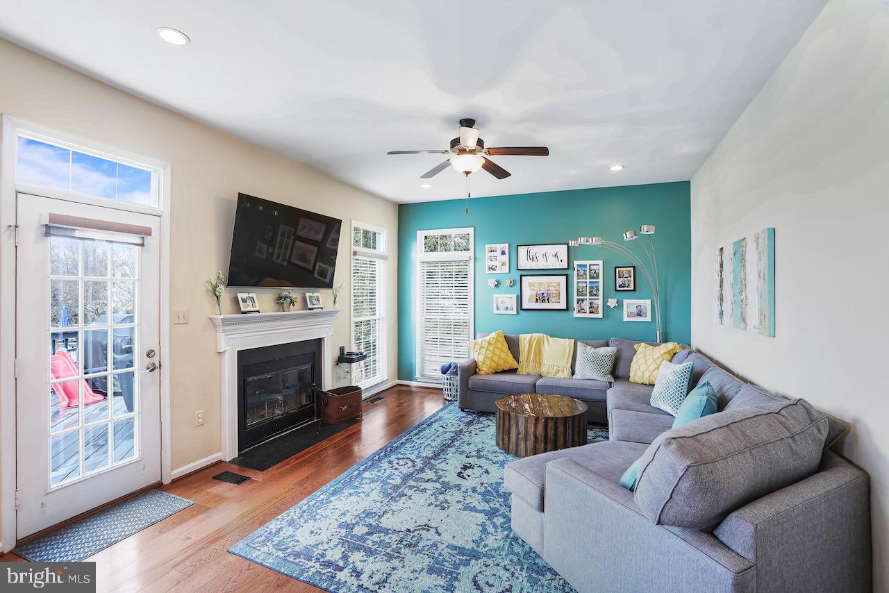 POTOMAC LAKES - Residential