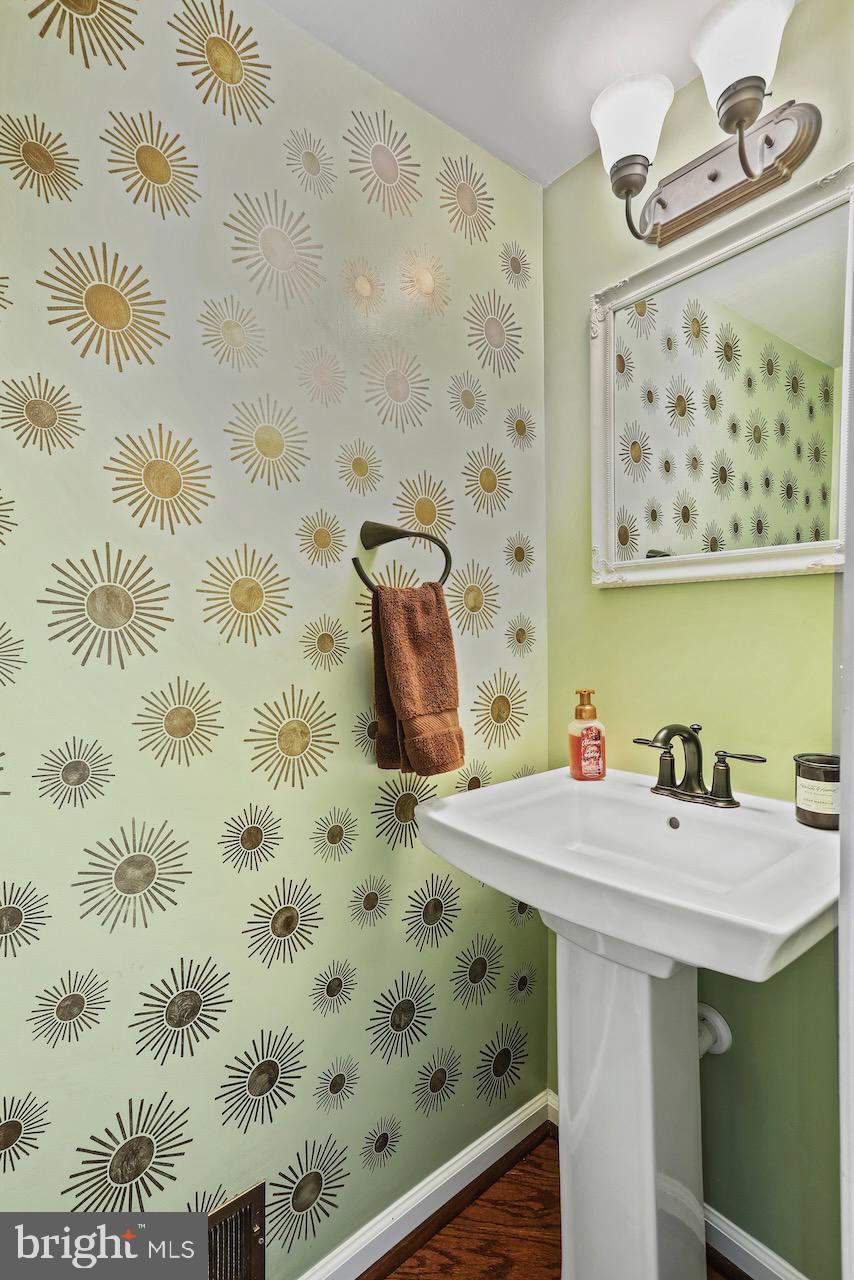 POTOMAC LAKES - Residential