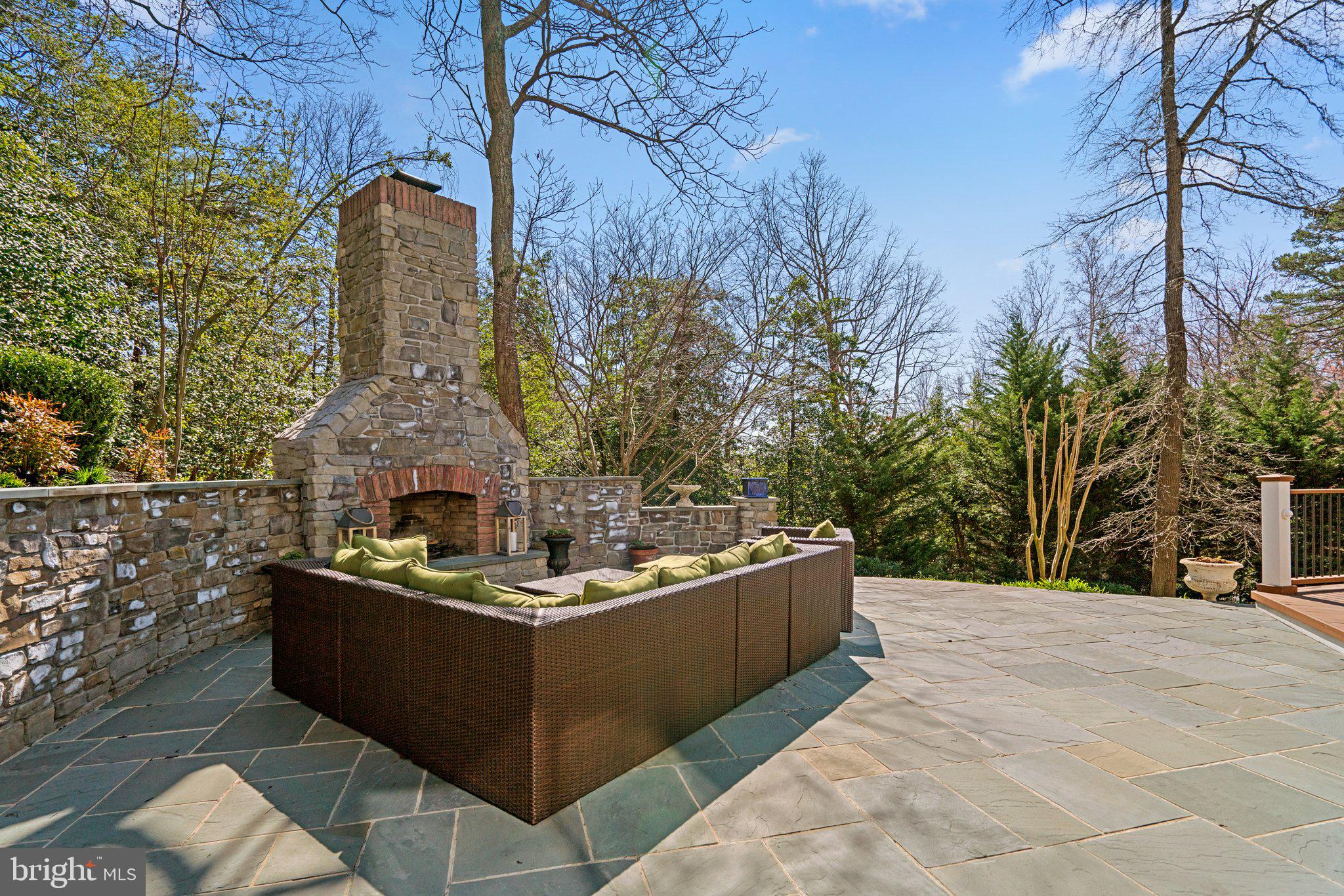 SEVERNA PARK - Residential