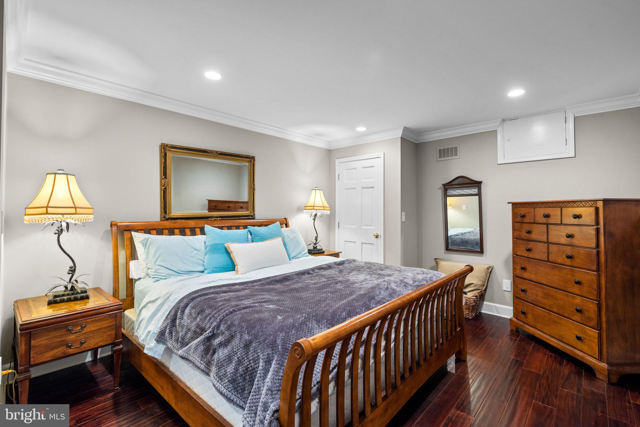 SEVERNA PARK - Residential