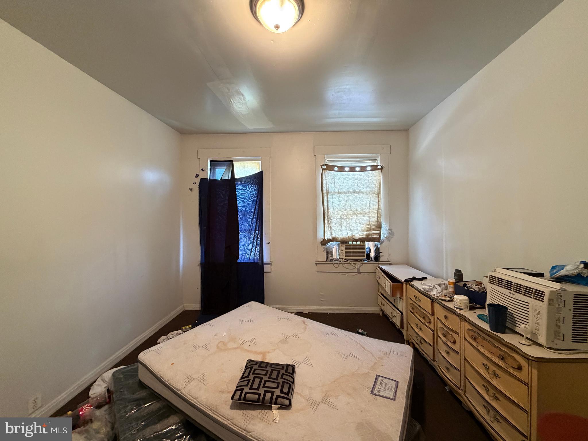 MADISON EASTEND - Residential