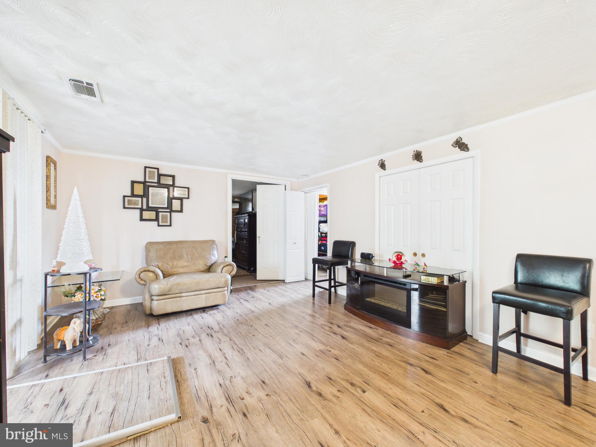 BLACKTHORN - Residential