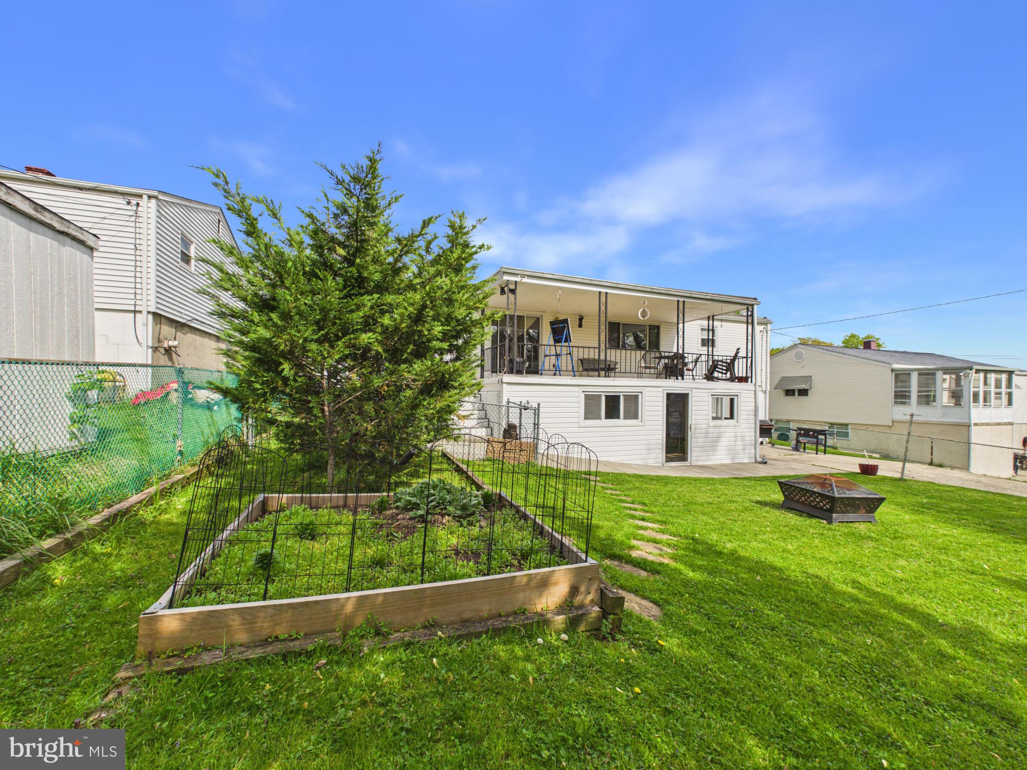 BLACKTHORN - Residential