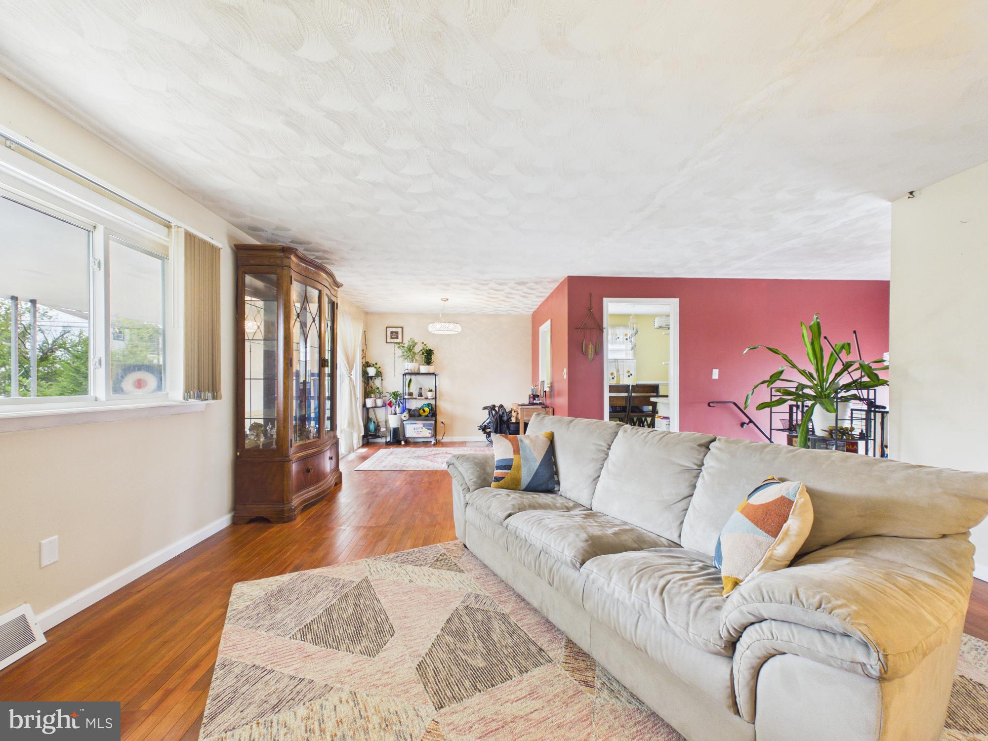 BLACKTHORN - Residential