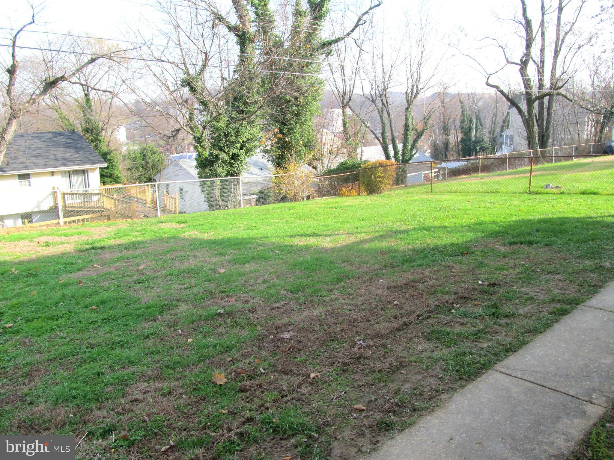 HILLSIDE ACRES - Residential