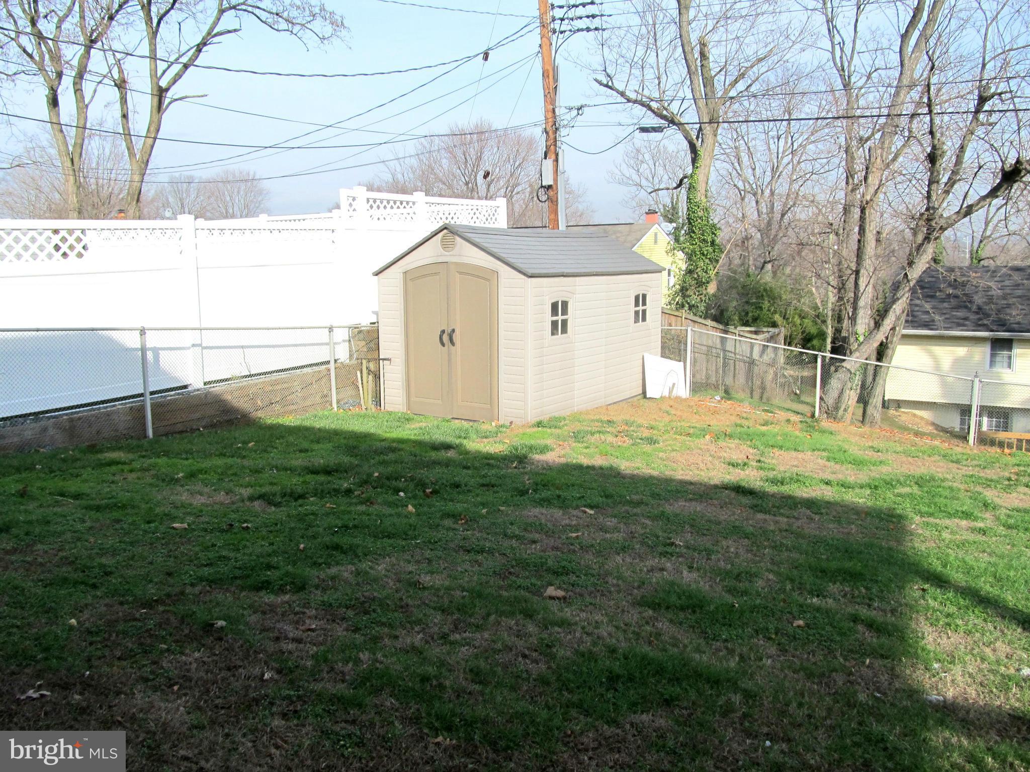 HILLSIDE ACRES - Residential