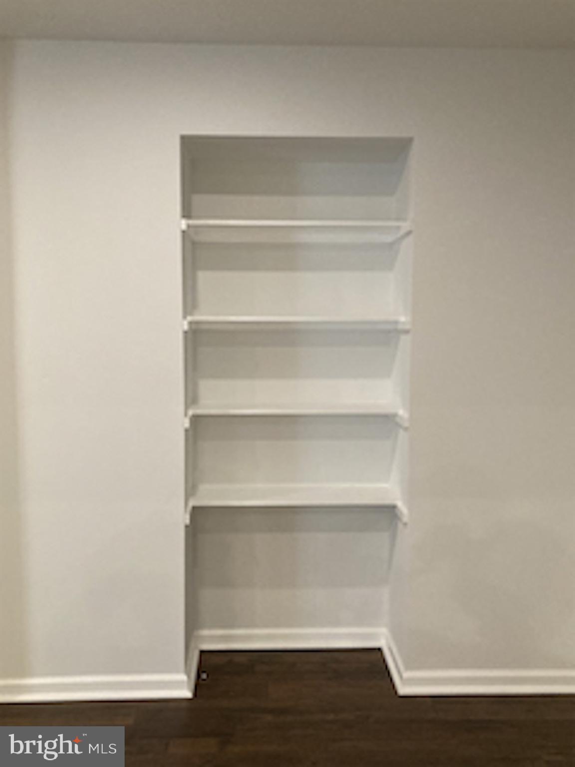 ST LOUIS - Residential Lease