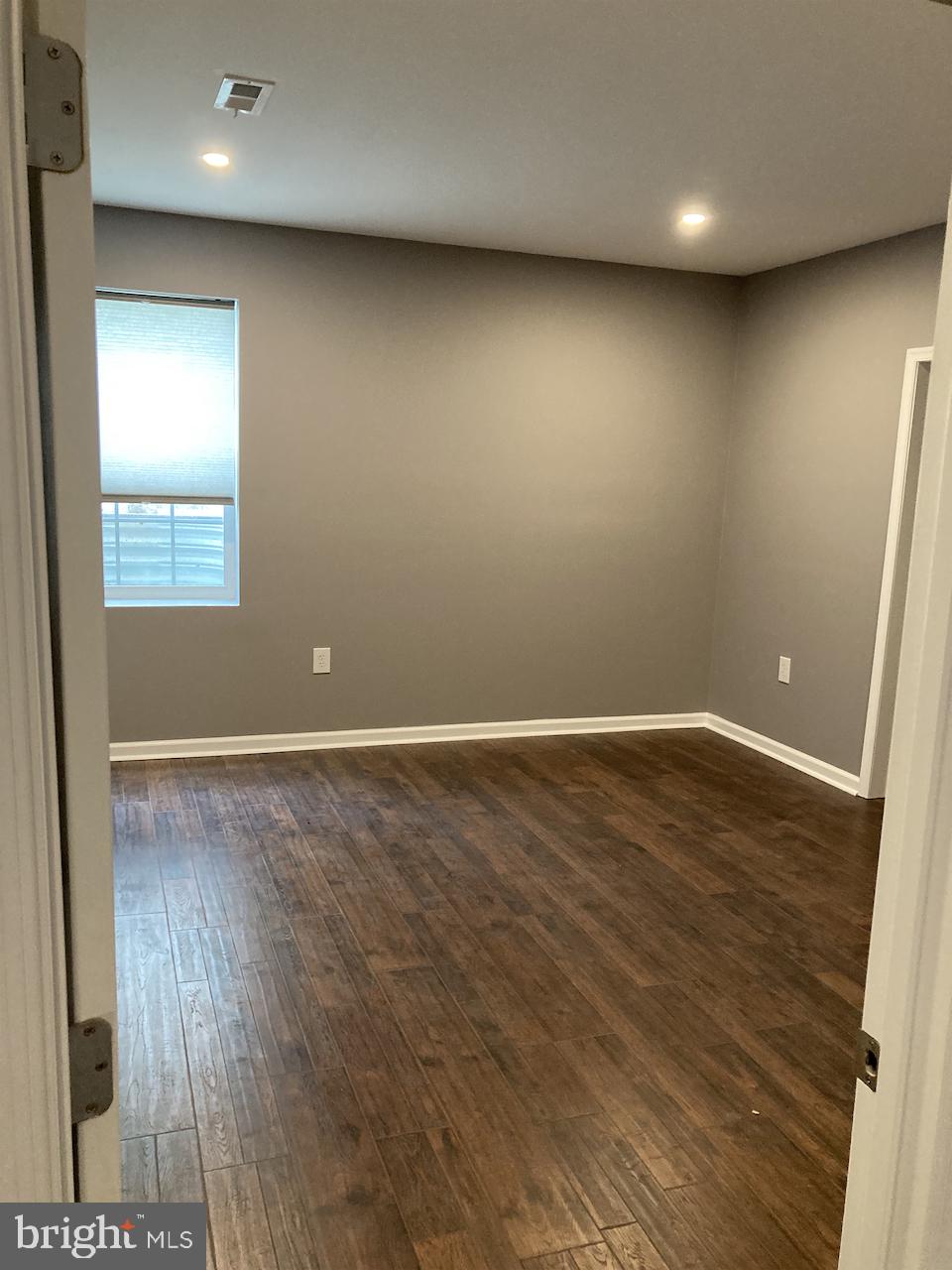 ST LOUIS - Residential Lease