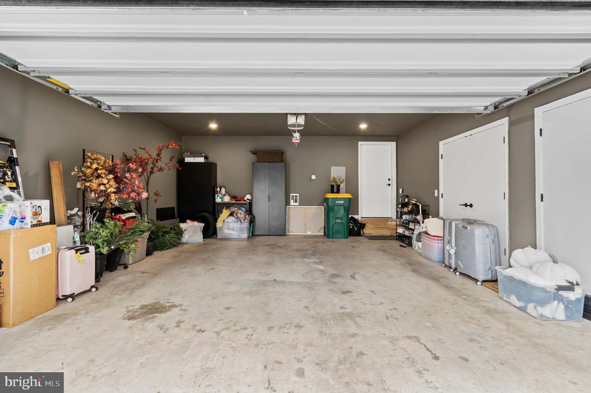 NORTHBANK - Residential