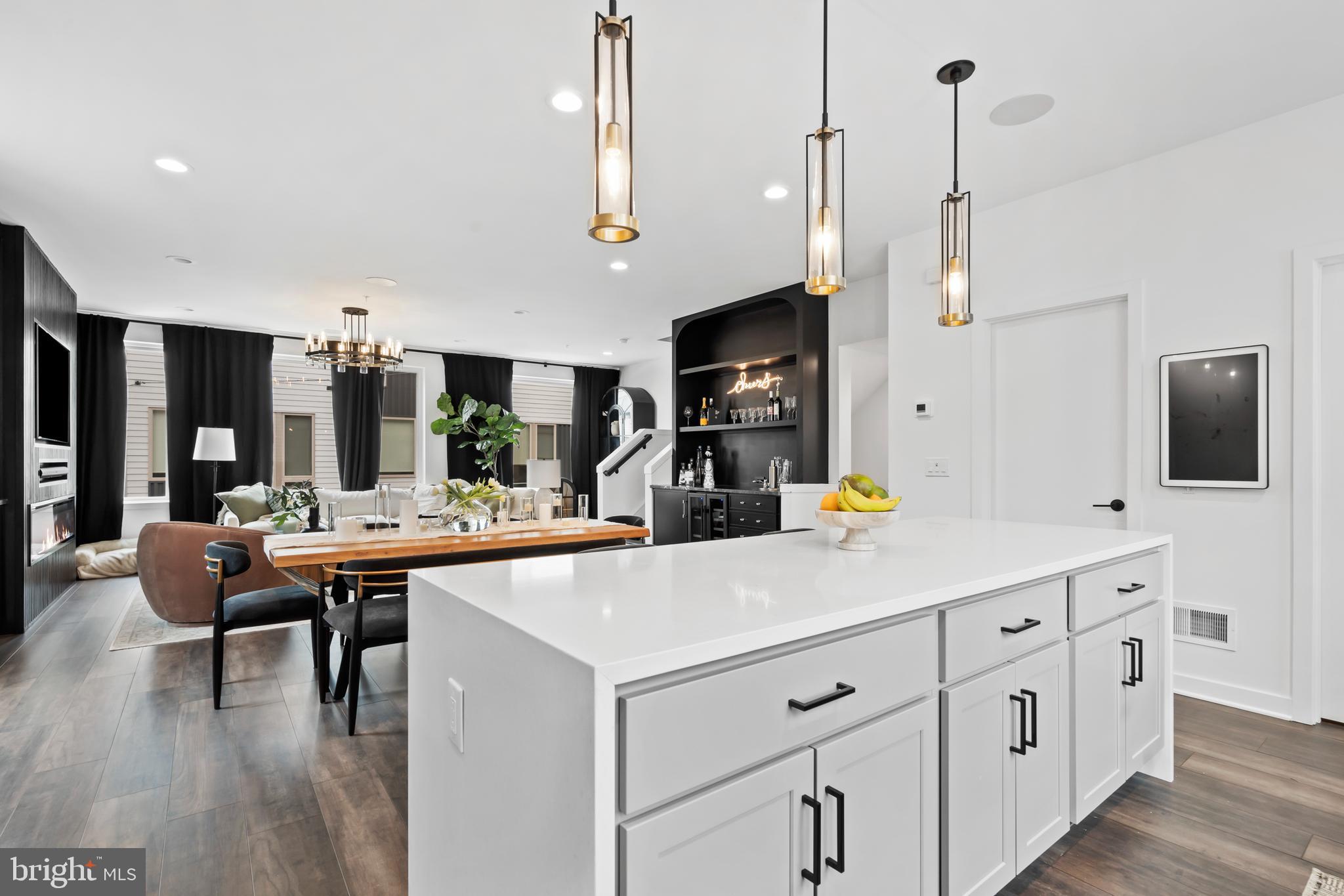 NORTHBANK - Residential