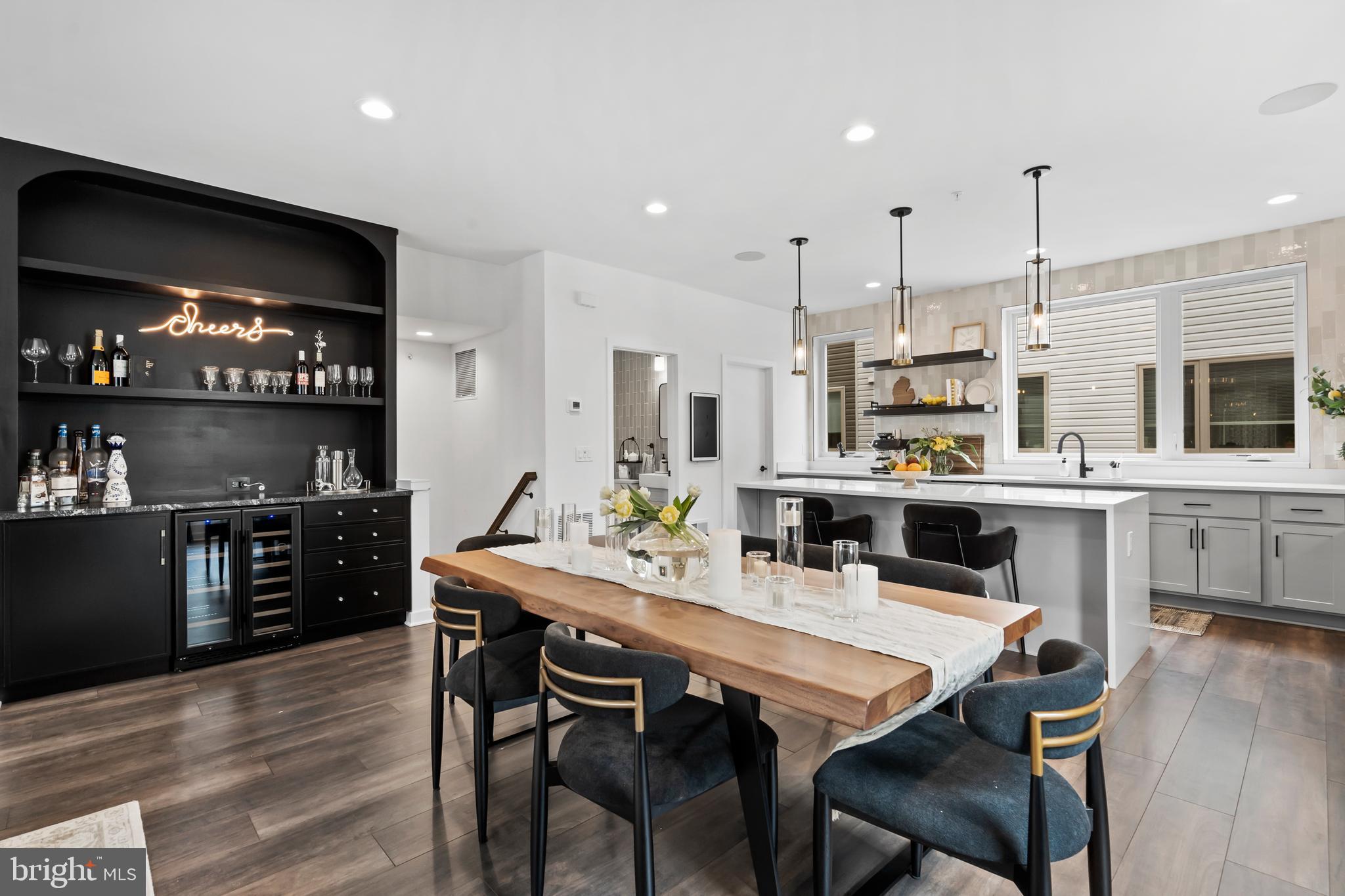 NORTHBANK - Residential