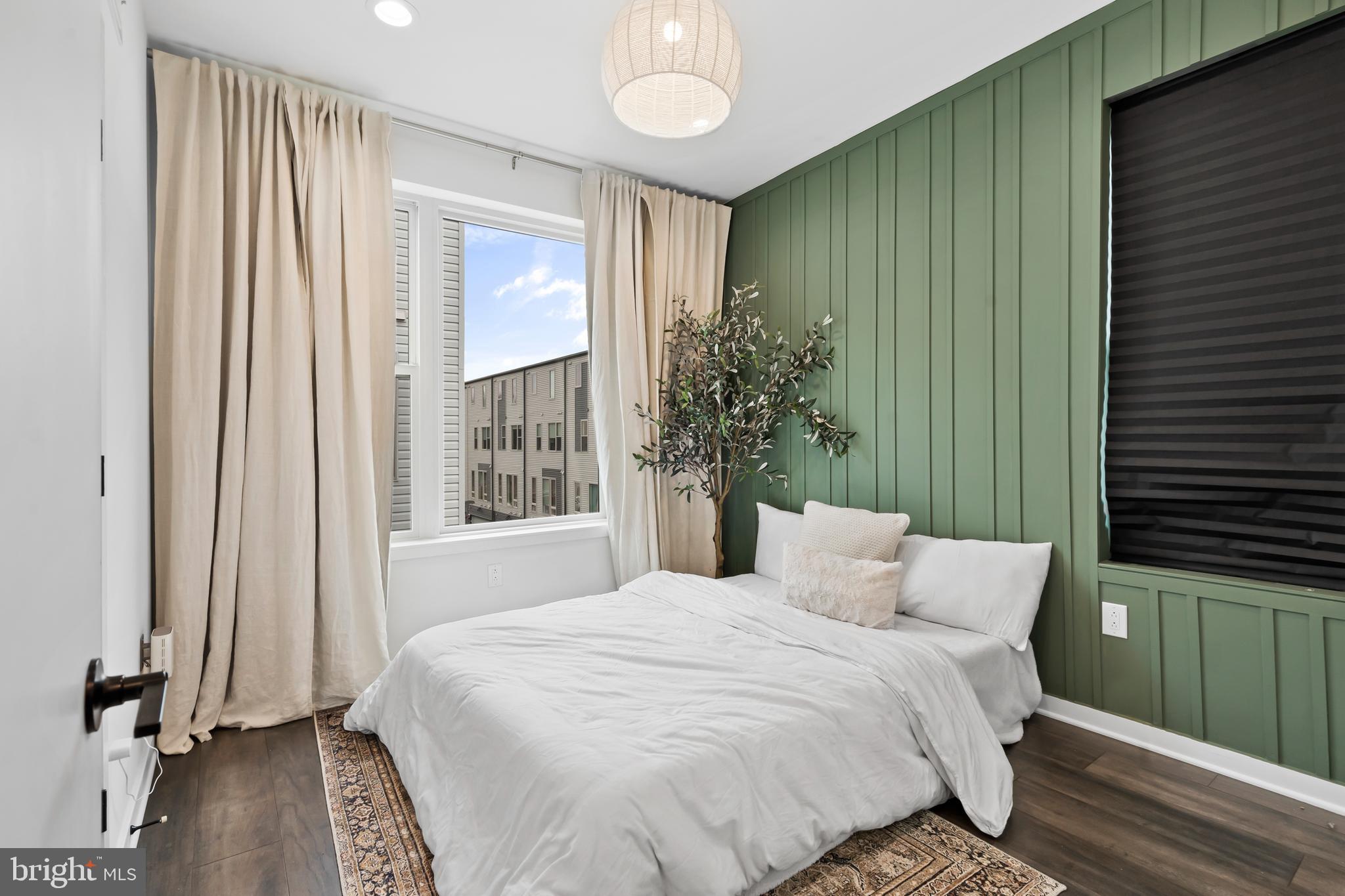 NORTHBANK - Residential