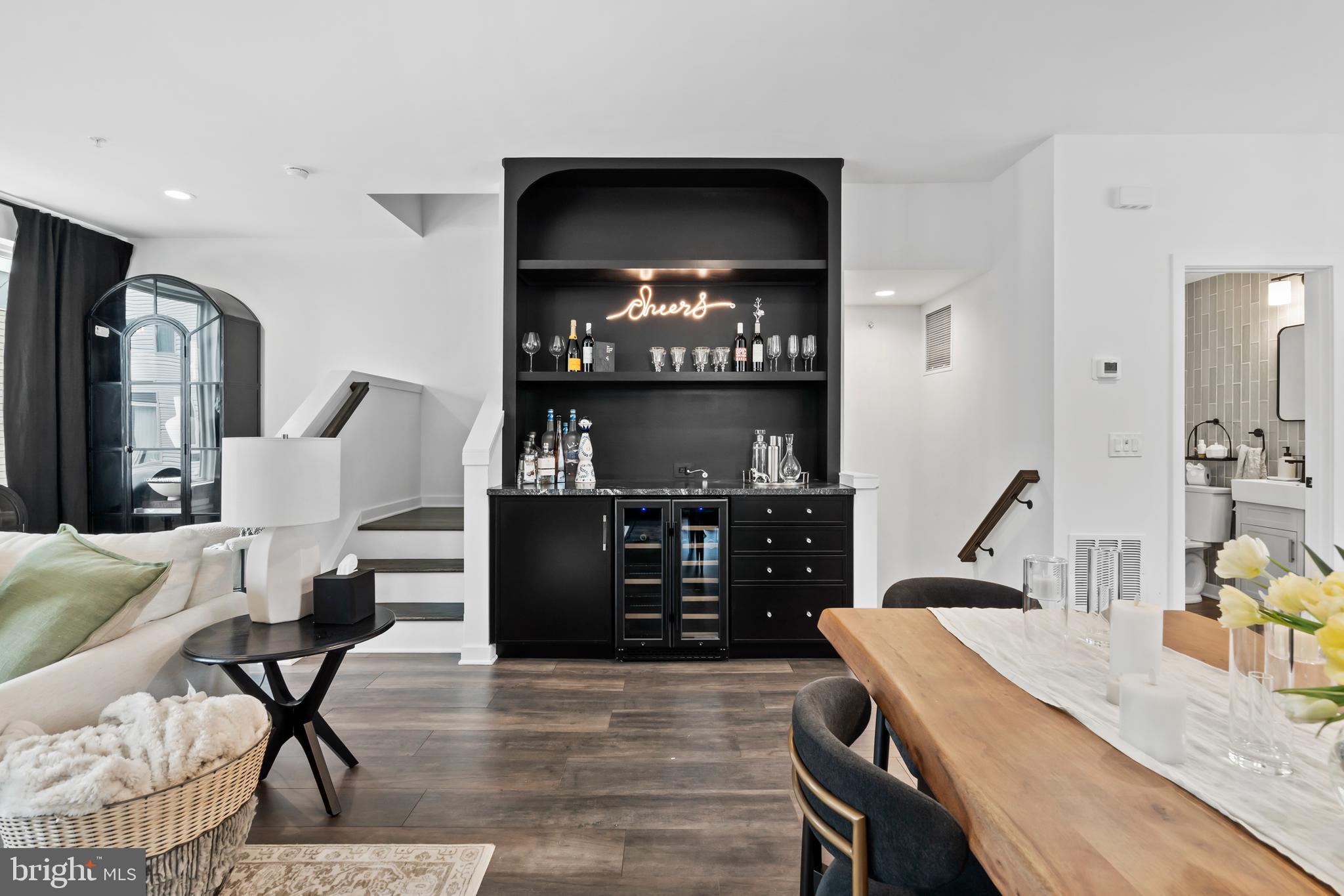 NORTHBANK - Residential