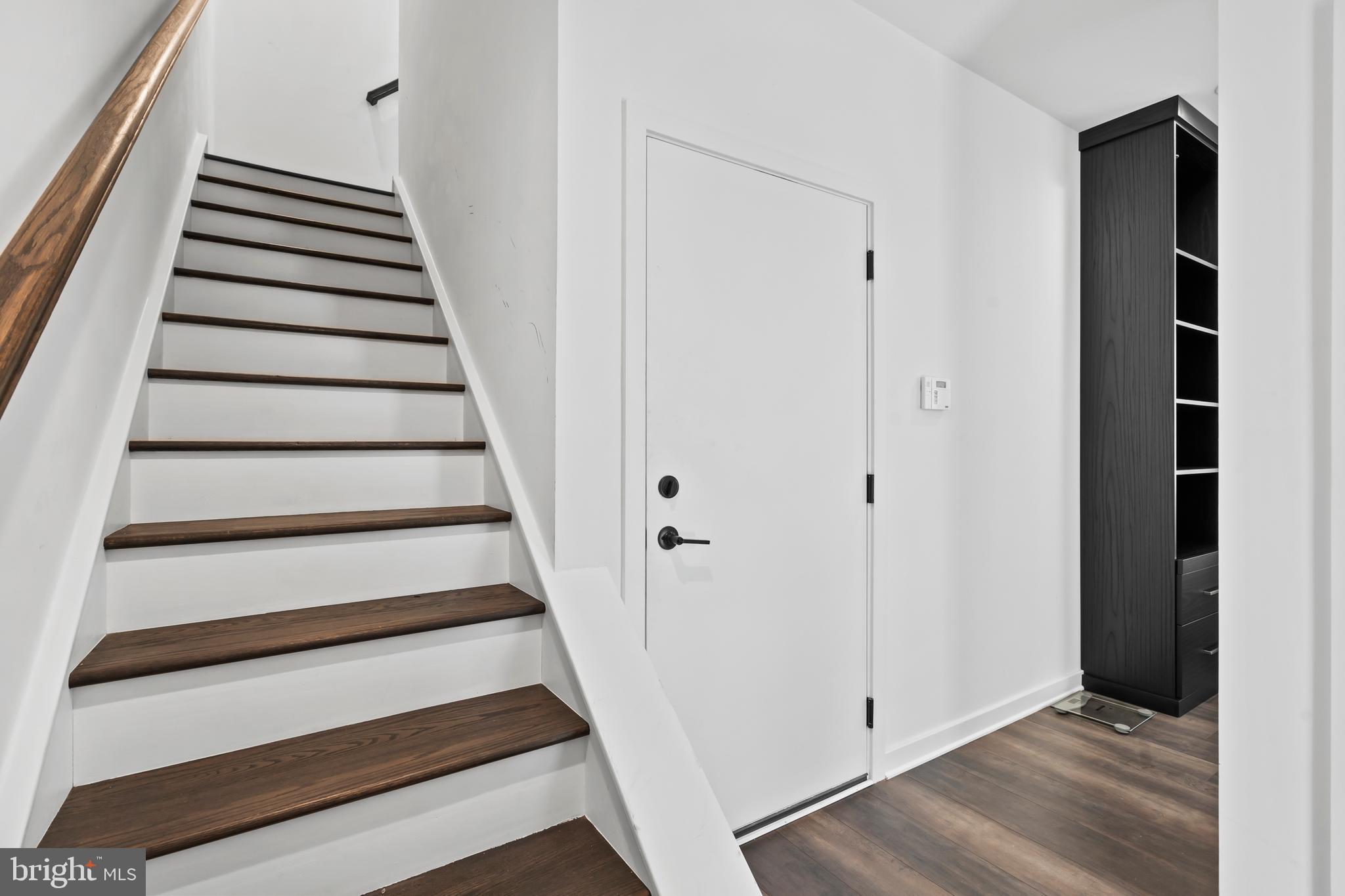 NORTHBANK - Residential