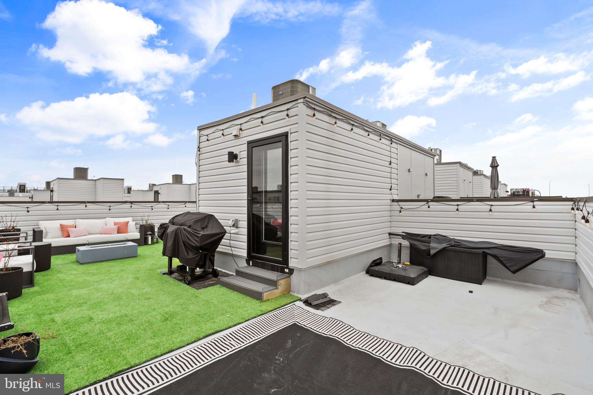 NORTHBANK - Residential