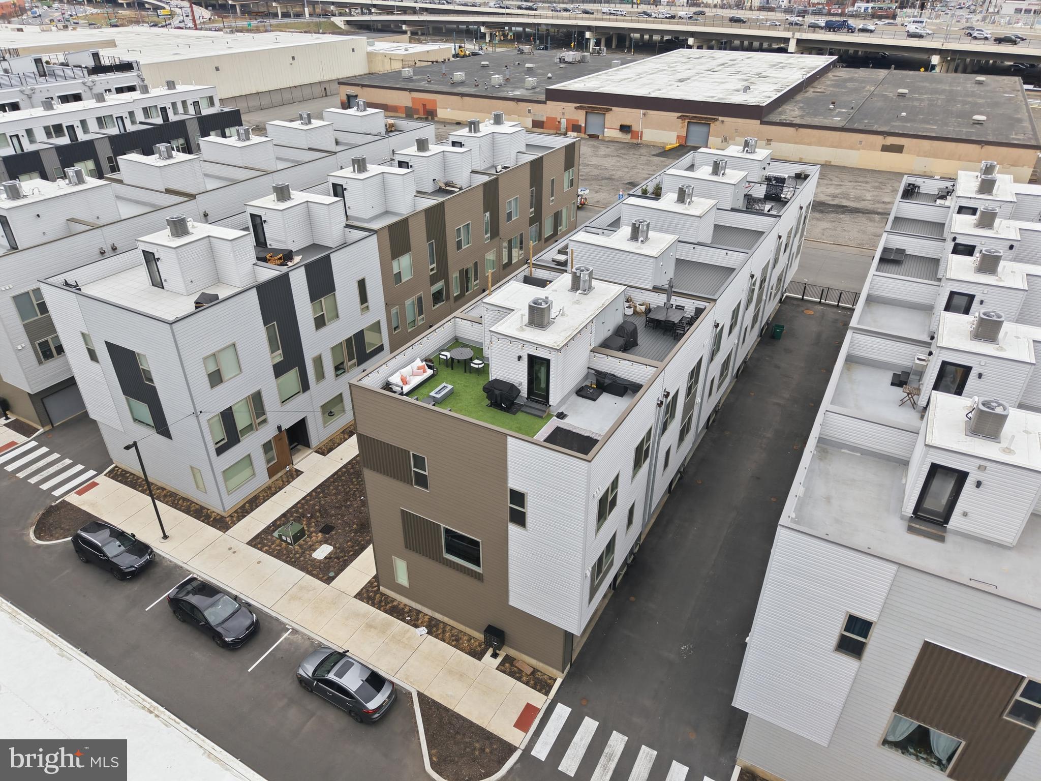 NORTHBANK - Residential