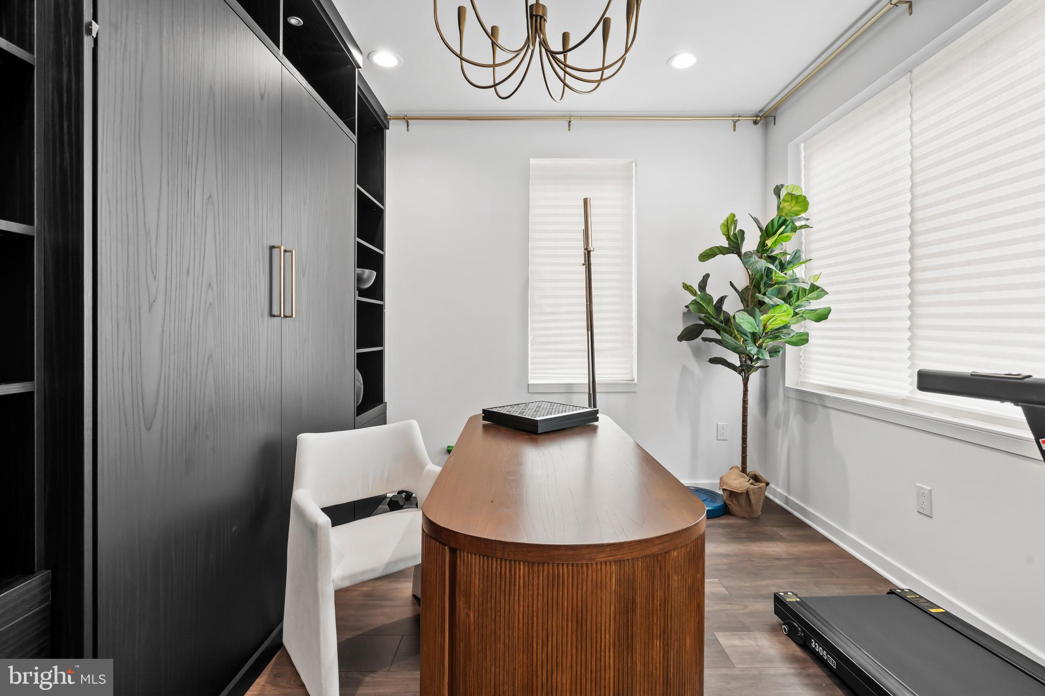 NORTHBANK - Residential