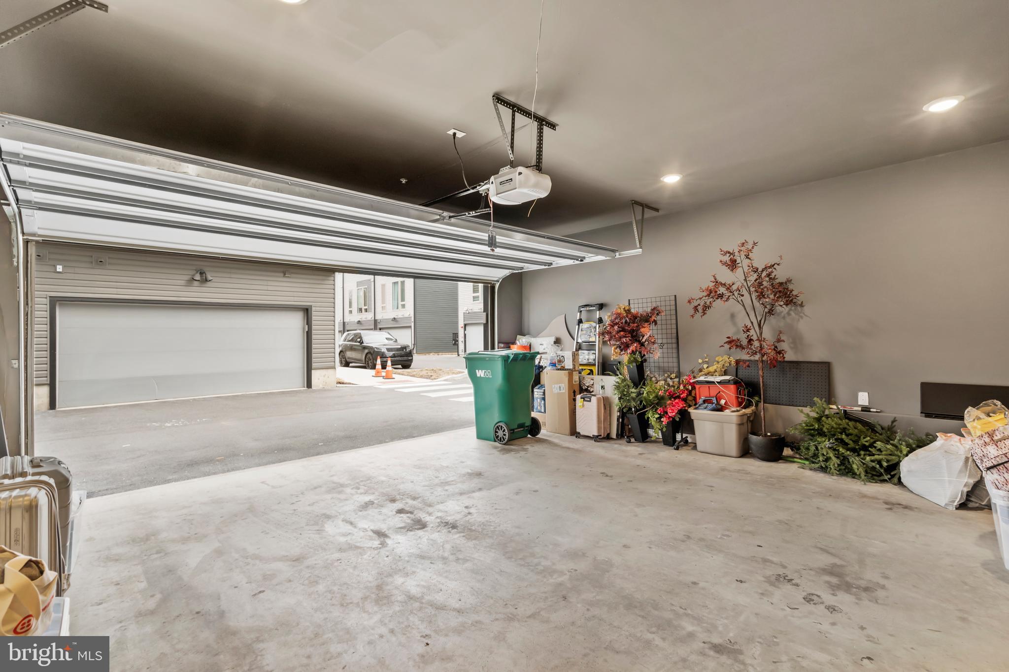 NORTHBANK - Residential