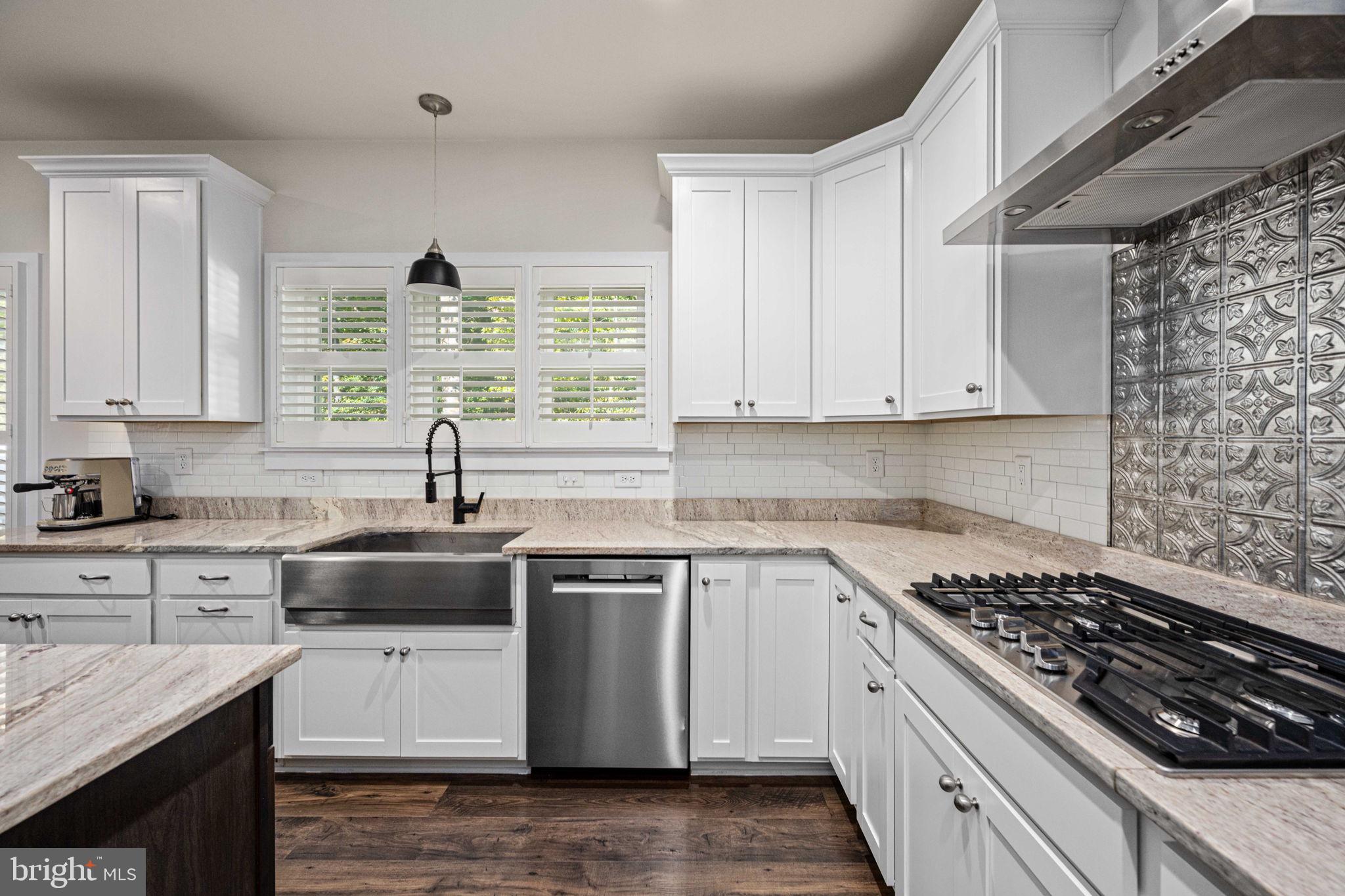 BROOKE RIDGE ESTATES - Residential