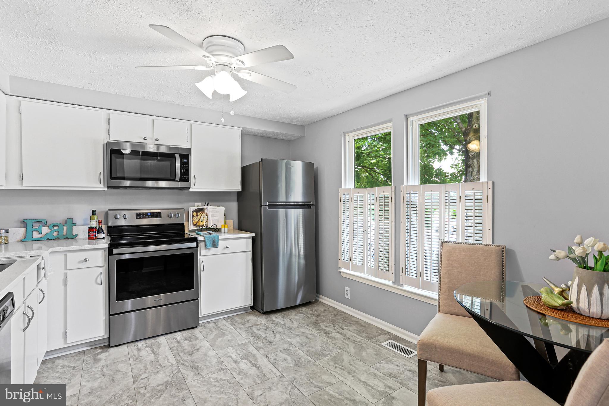 MURRAY HILL - Residential