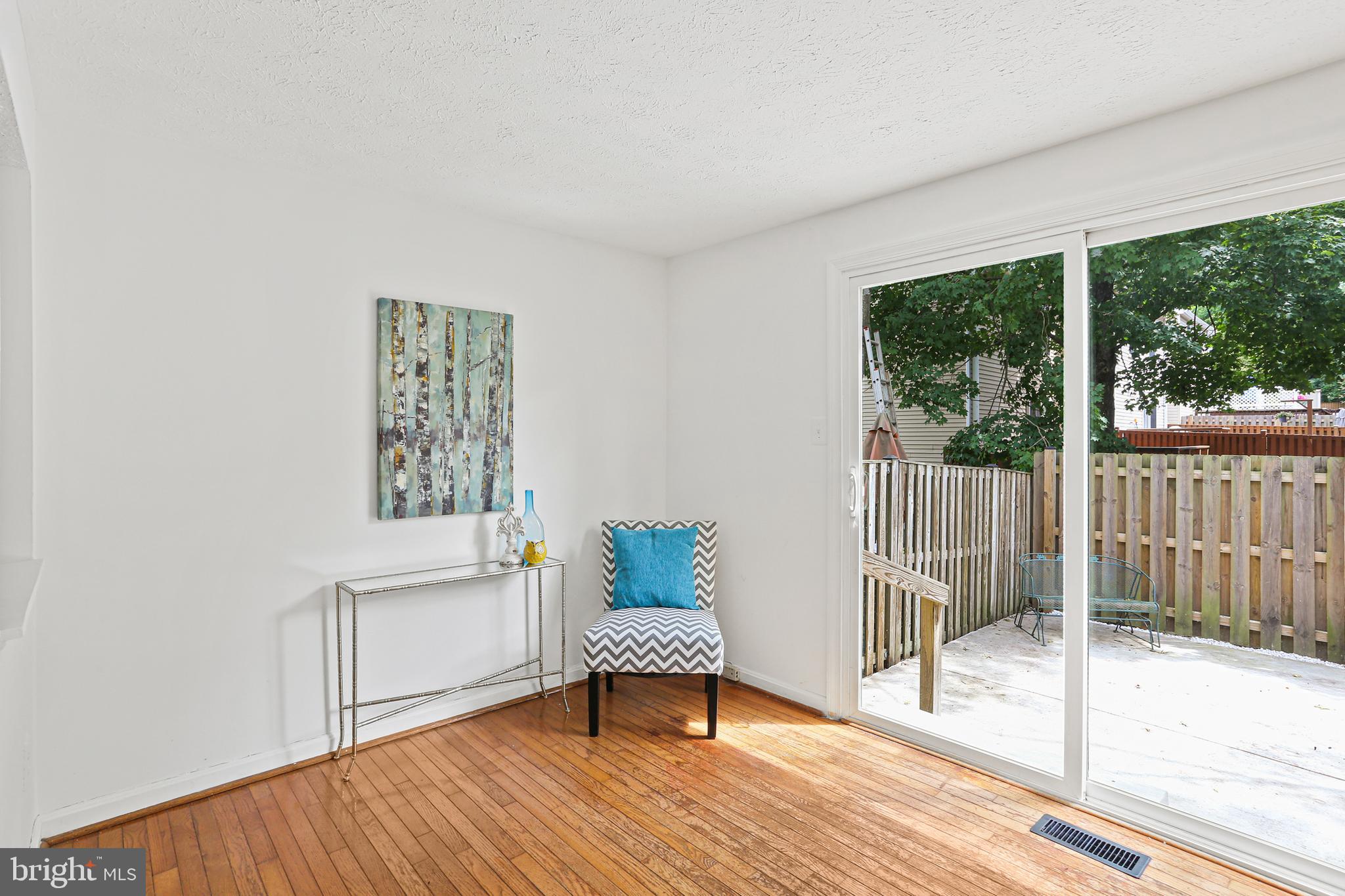 MURRAY HILL - Residential