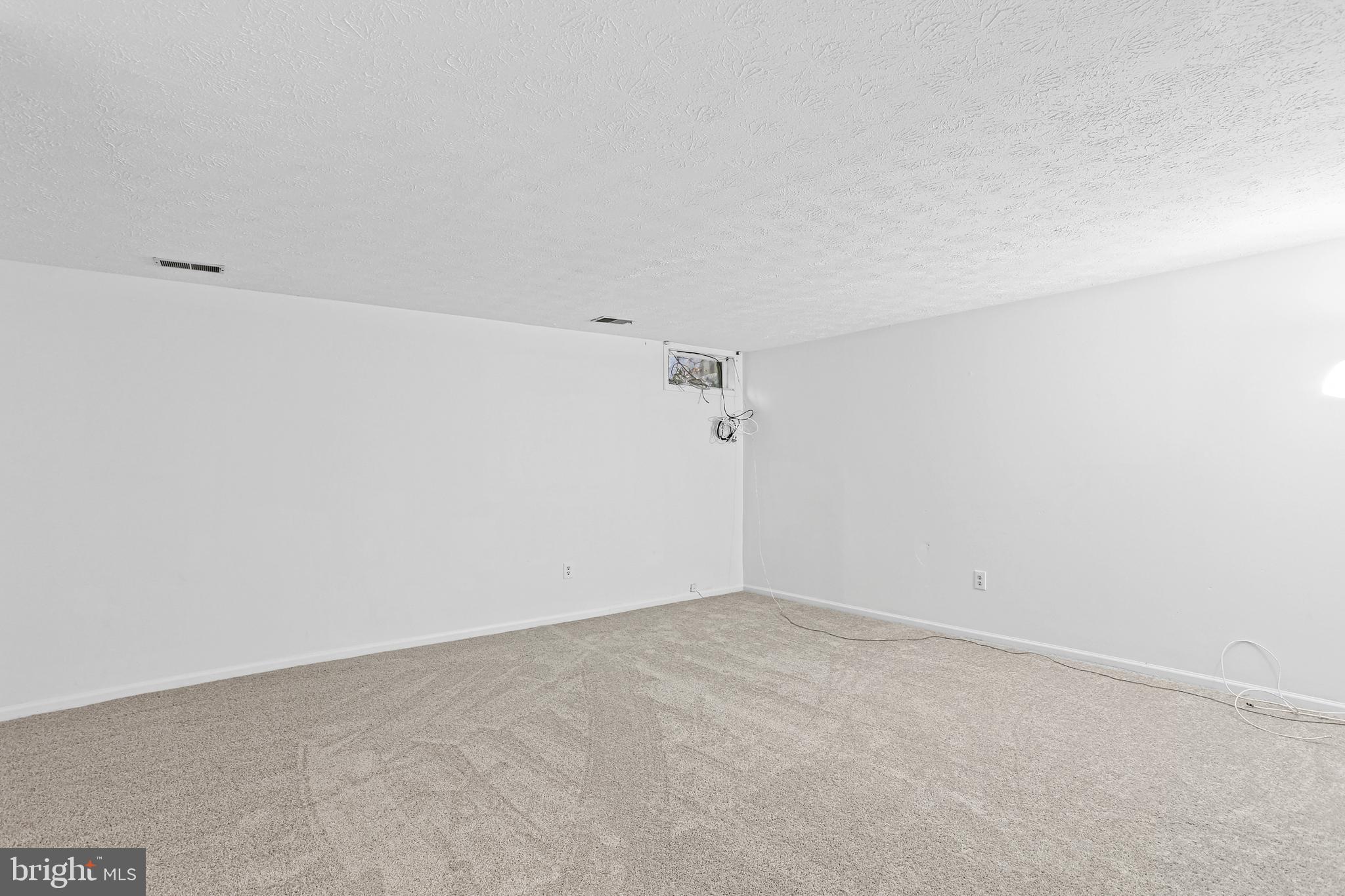 MURRAY HILL - Residential