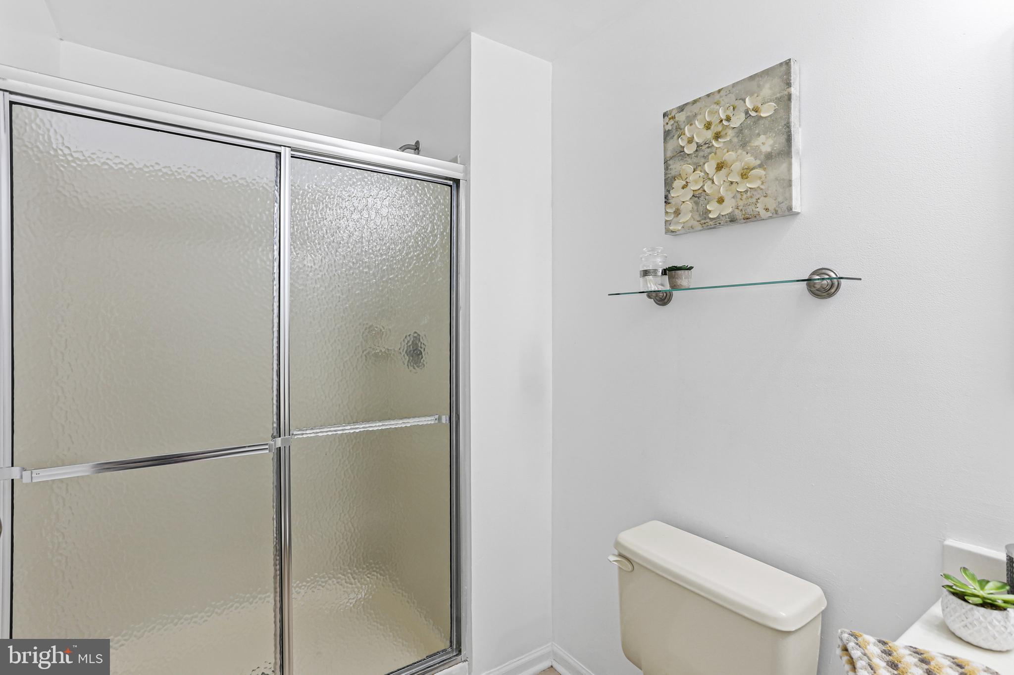 MURRAY HILL - Residential