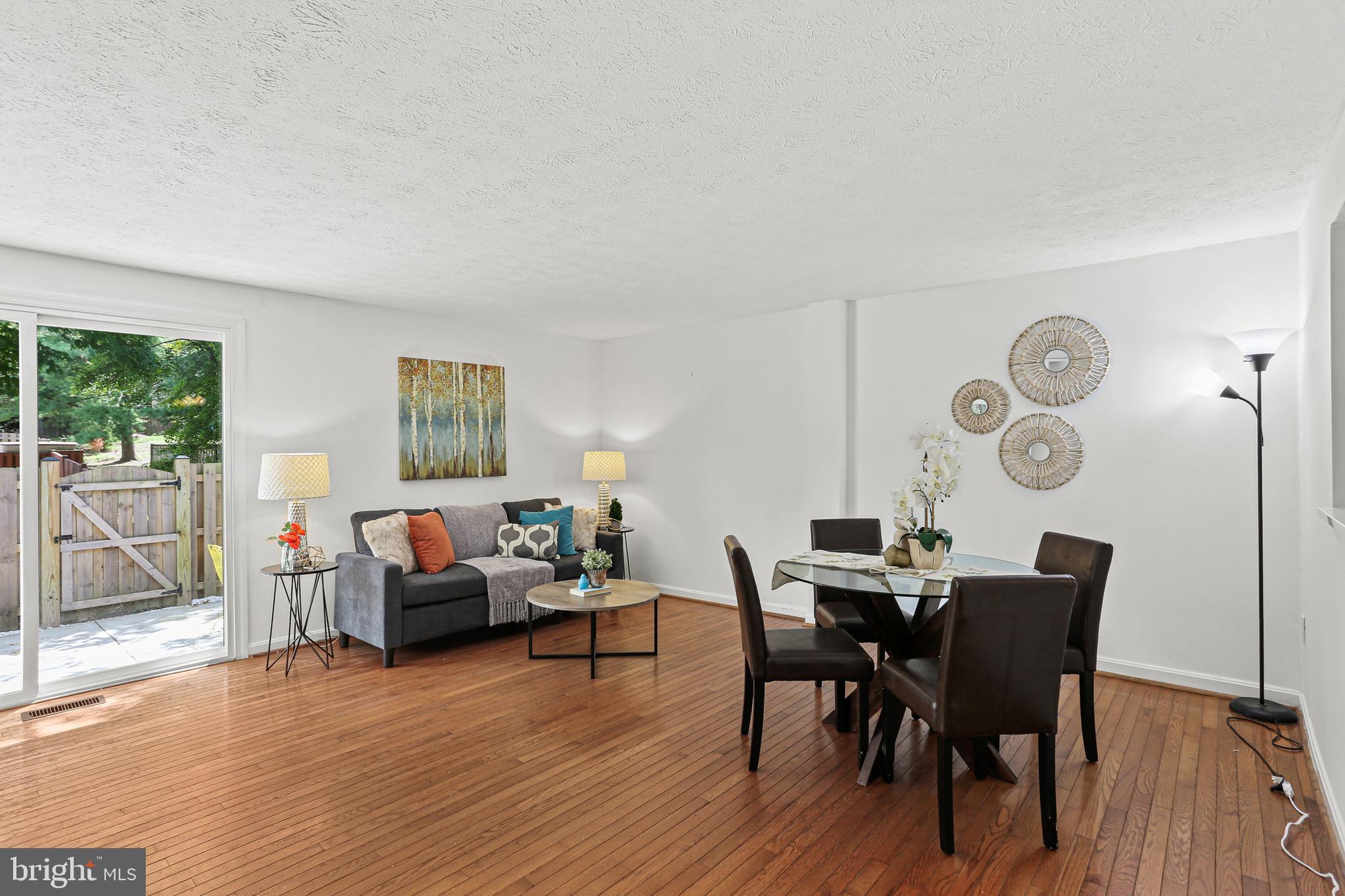 MURRAY HILL - Residential