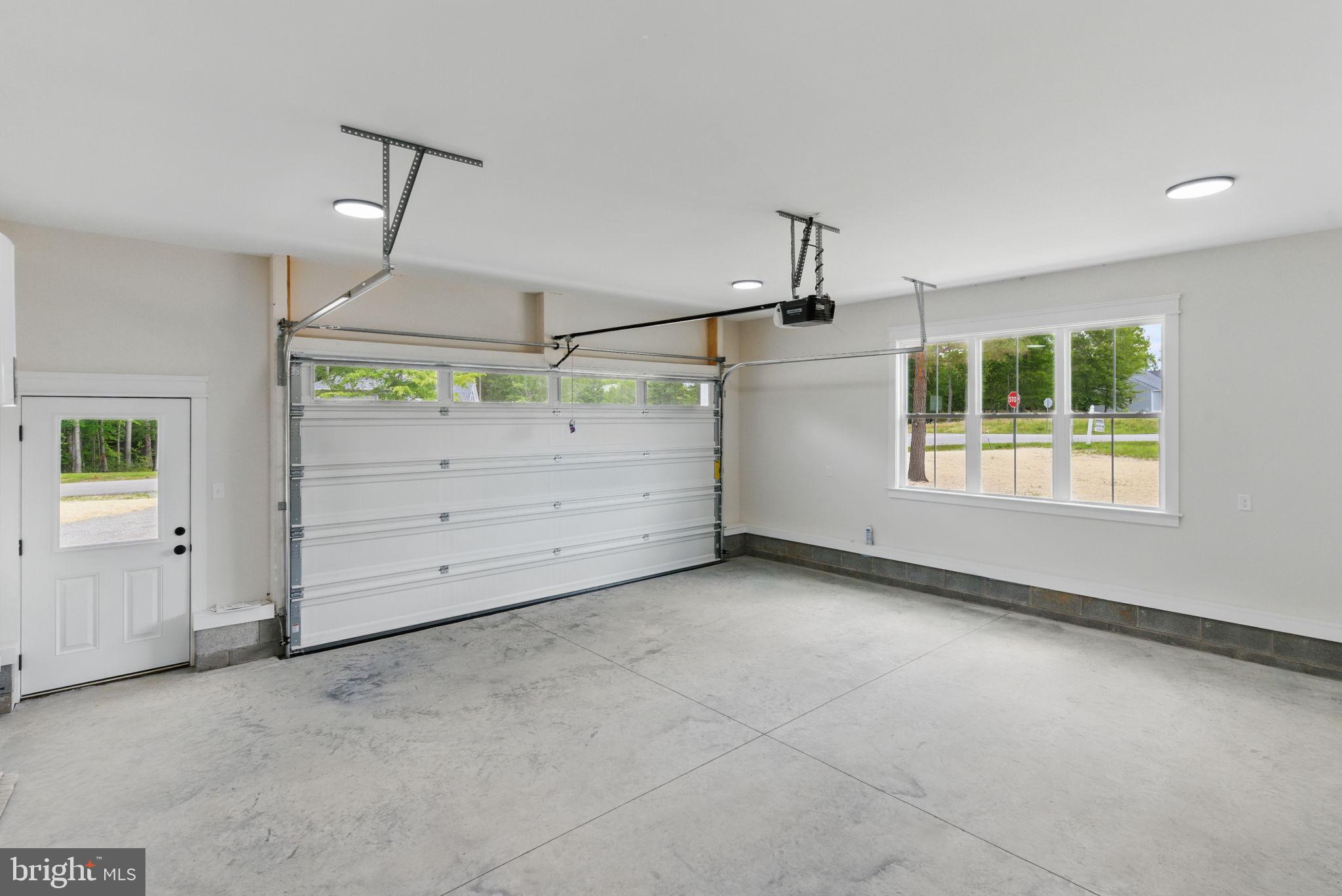 NOAH'S LANDING - Residential