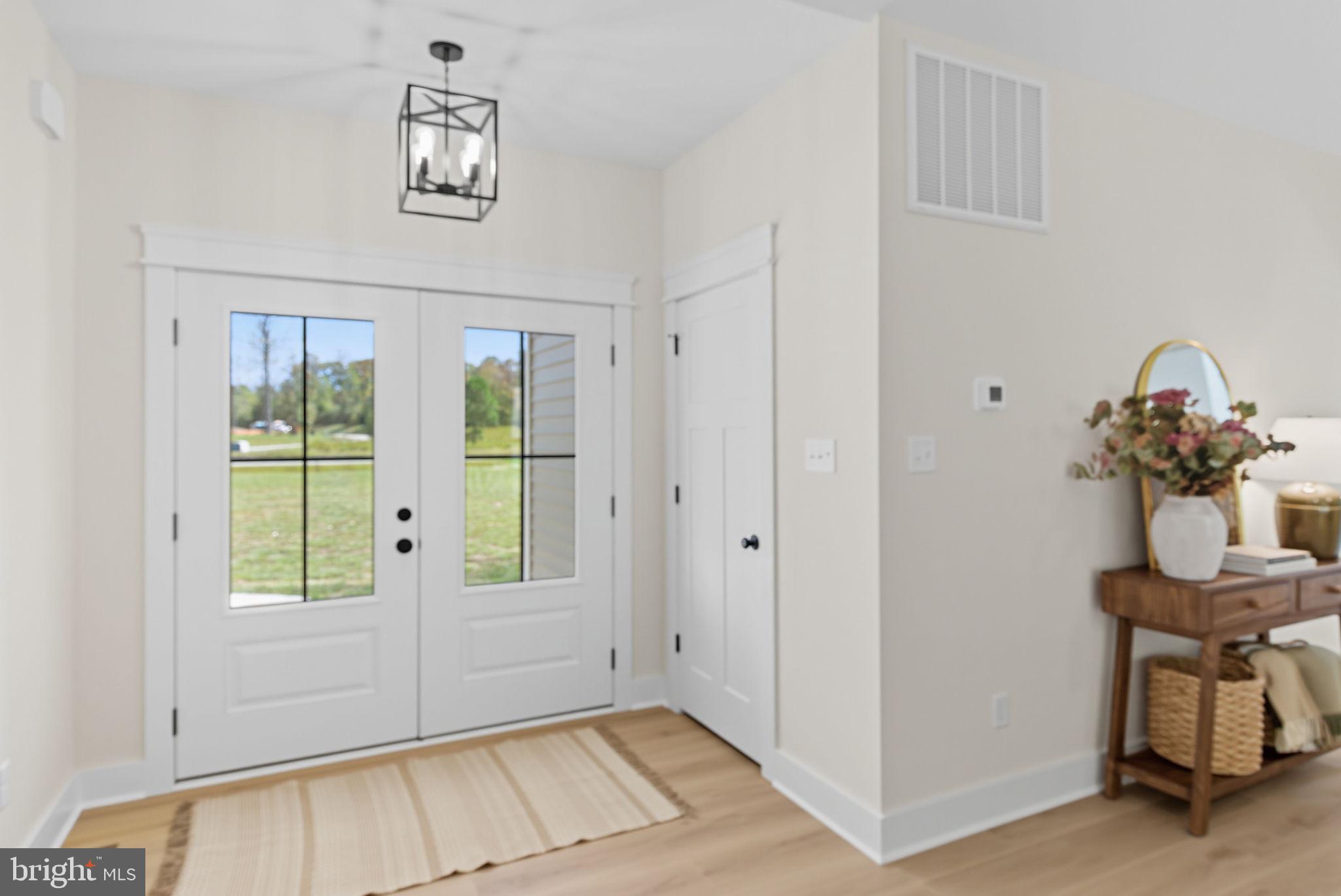 NOAH'S LANDING - Residential