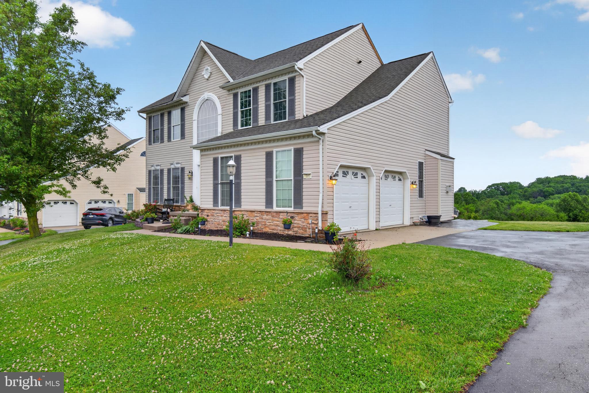 7703 GRAND LAKE DRIVE