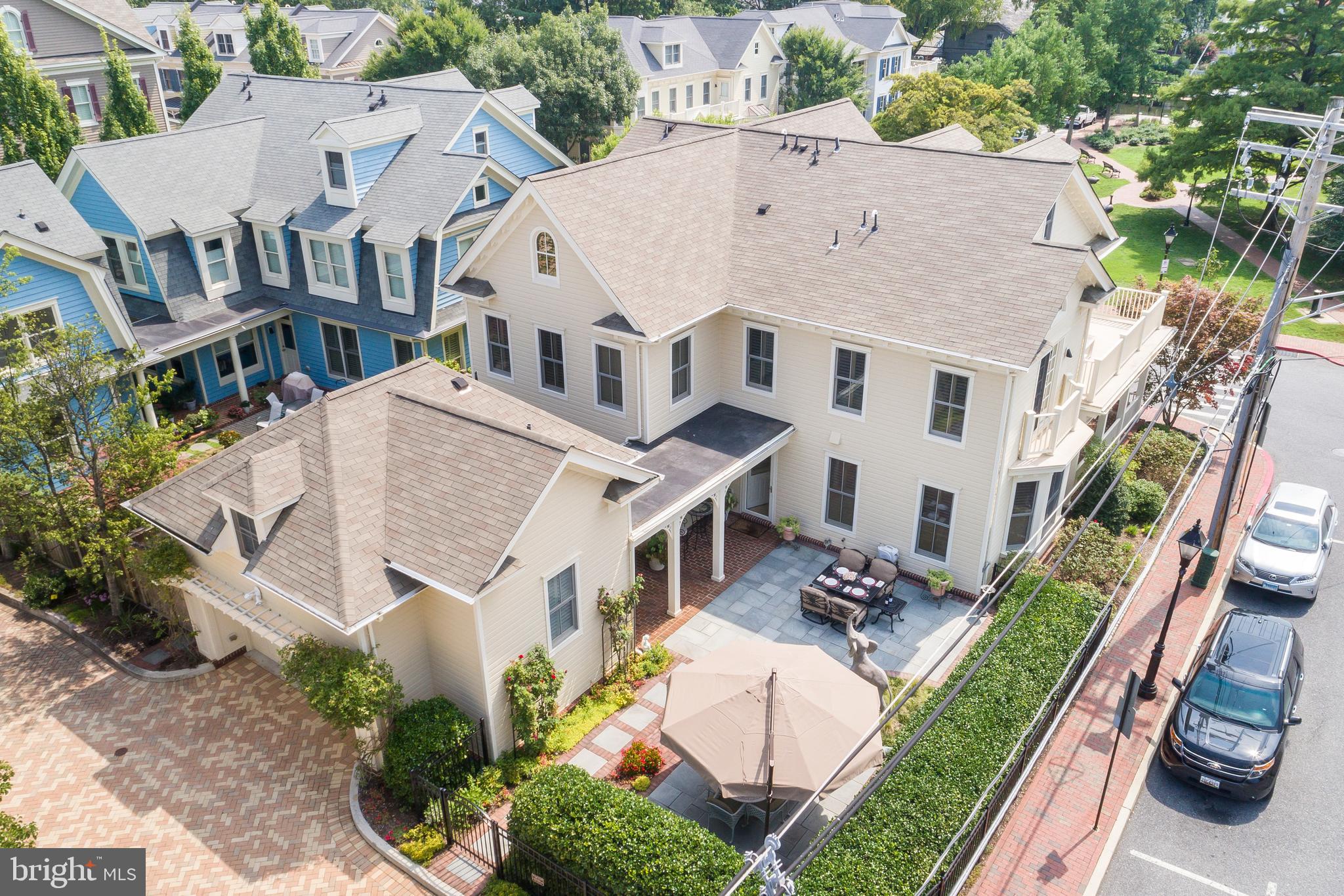 ACTONS LANDING CONDOS - Residential