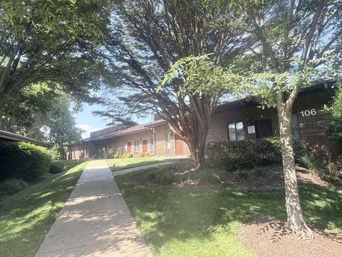 Photo of 106 Elden Street #27, HERNDON, VA 20170 (MLS # VAFX2318976)