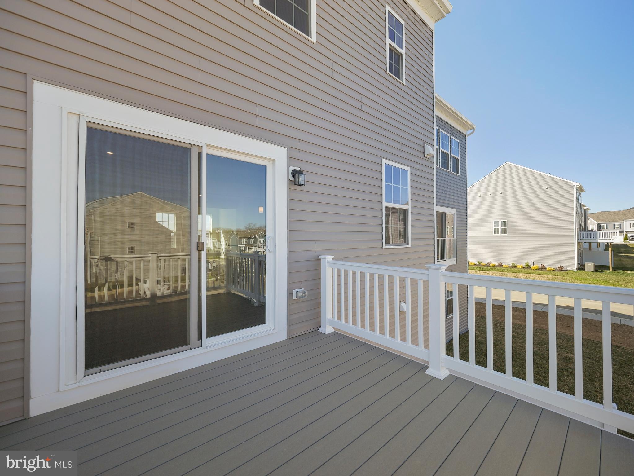 OVERLOOK AT RIVERSIDE TOWNHOMES - Residential Lease