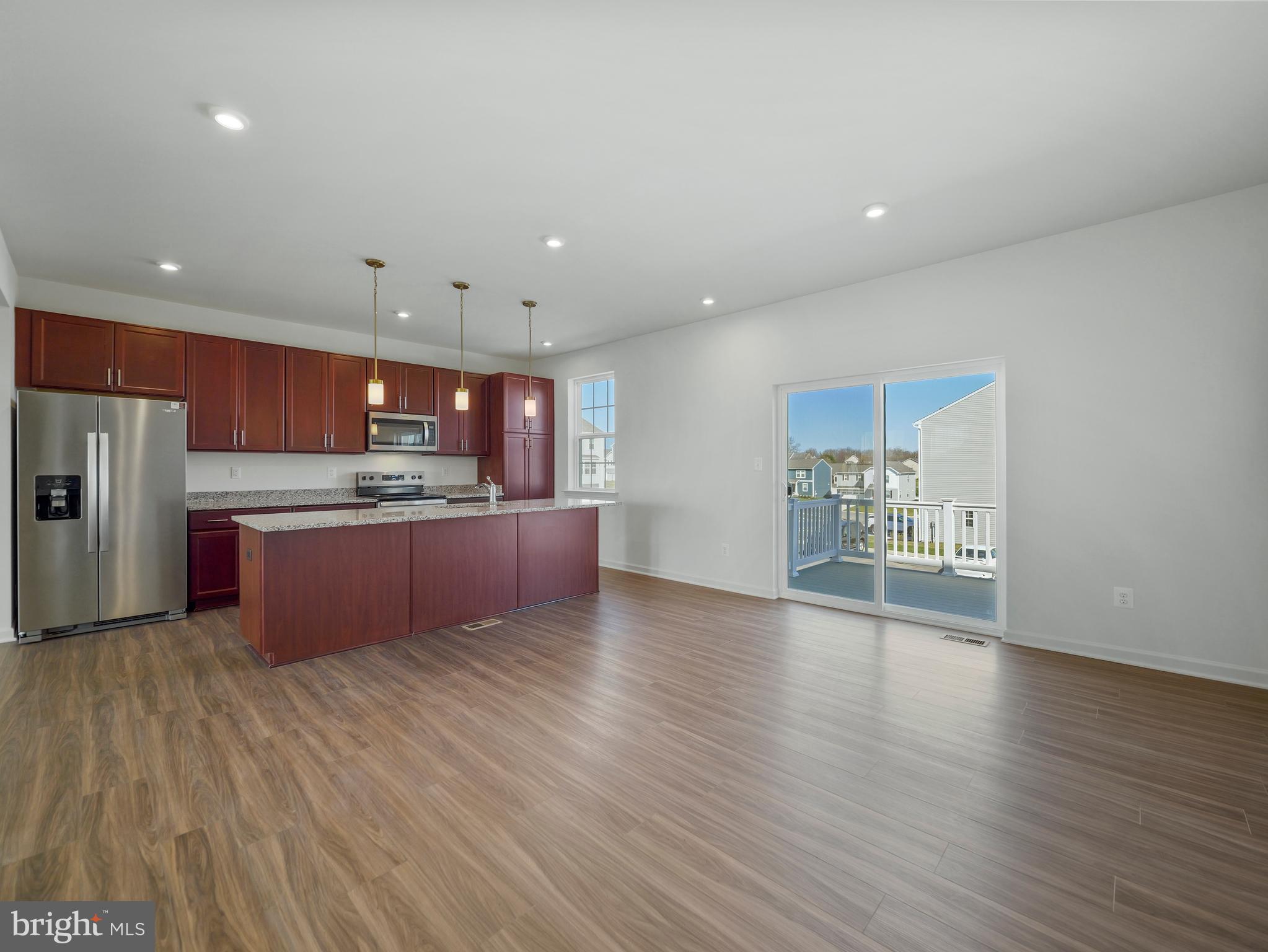 OVERLOOK AT RIVERSIDE TOWNHOMES - Residential Lease