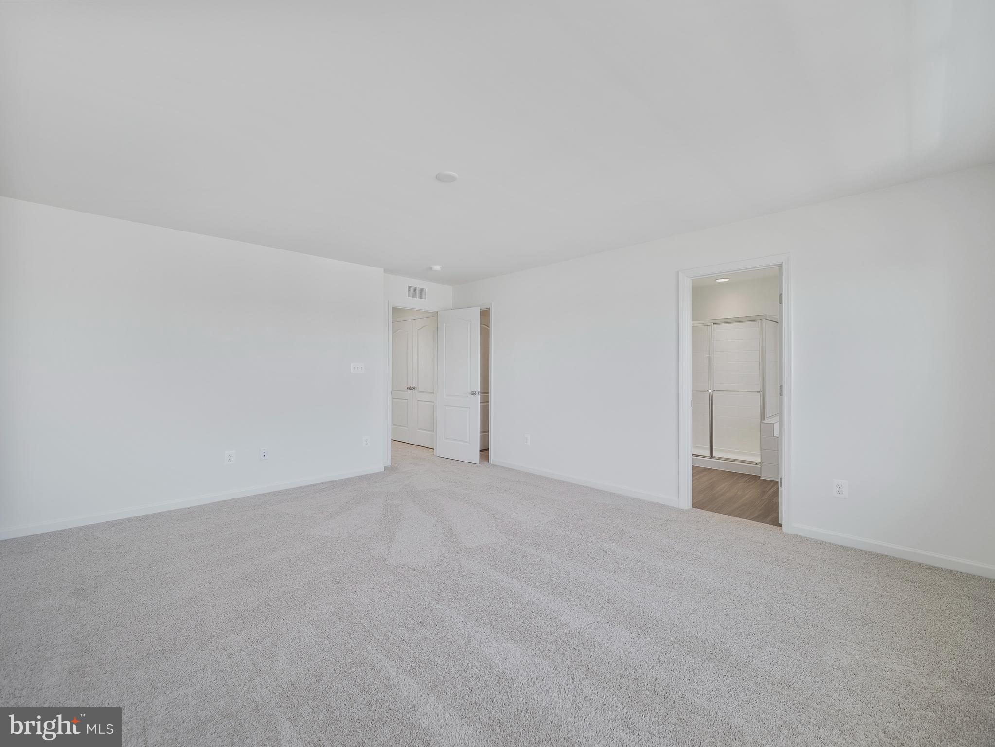 OVERLOOK AT RIVERSIDE TOWNHOMES - Residential Lease