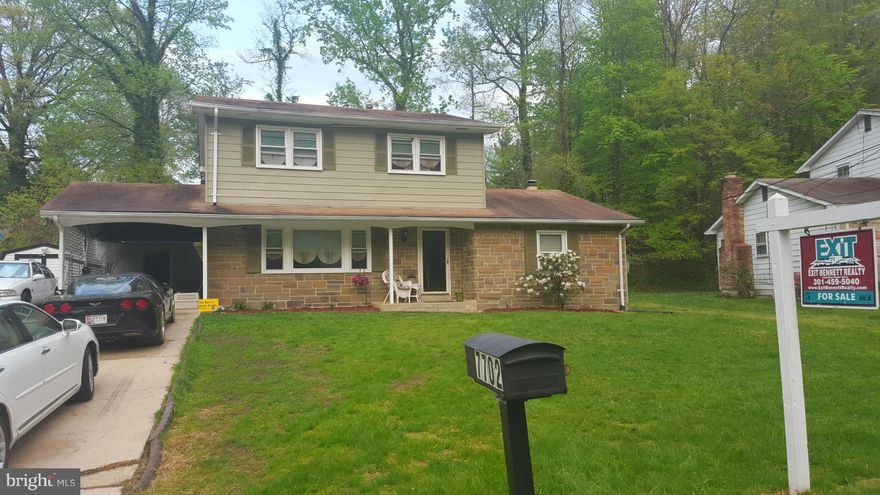 This is  a short sale and subject to a third party approval. 3lvl, 4 bedroom, 2.5 baths, SFH with great potential.