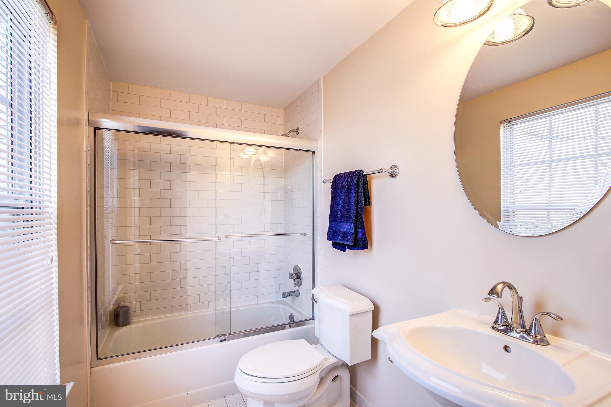 LONGMEAD - Residential