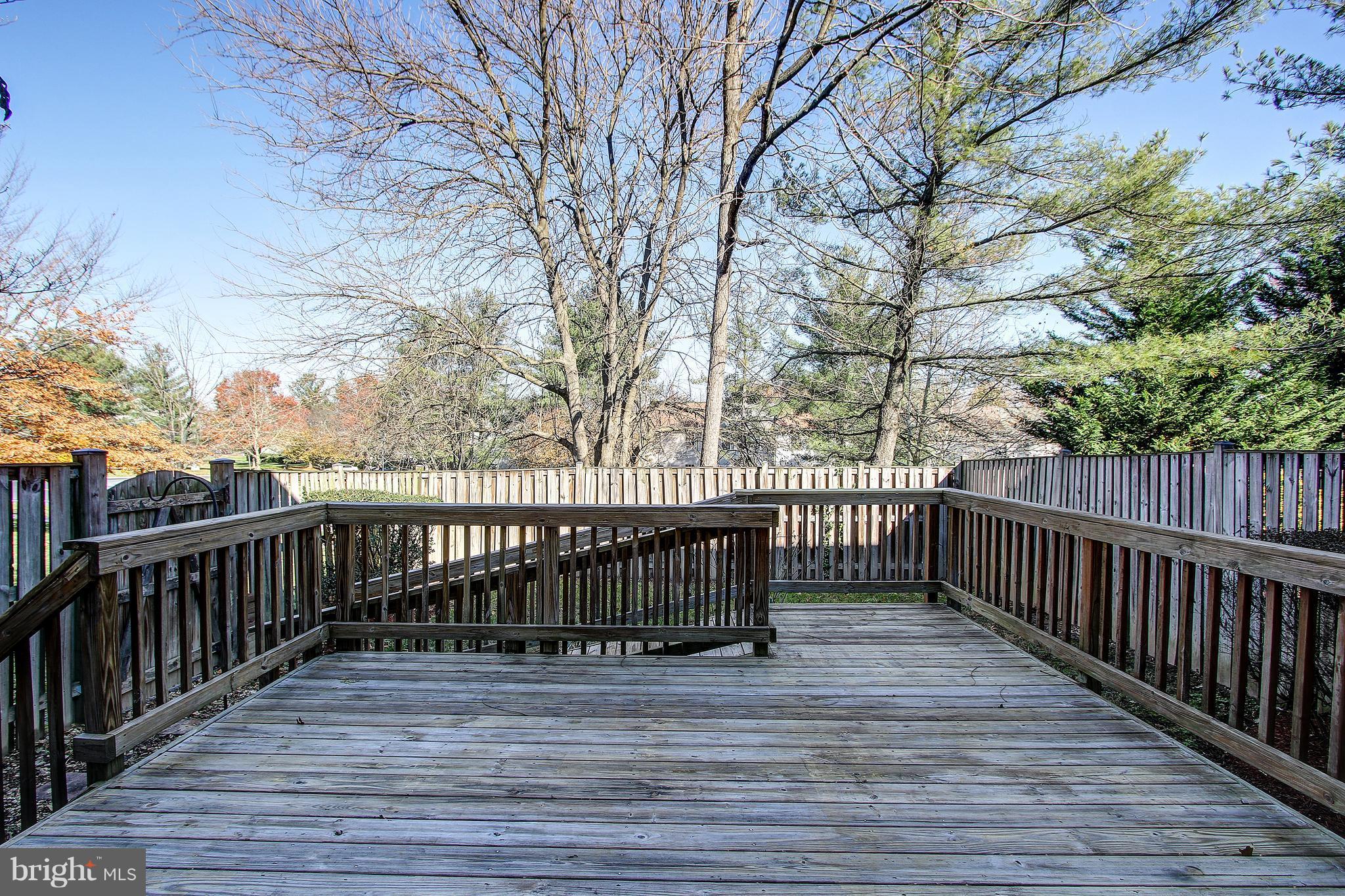 LONGMEAD - Residential