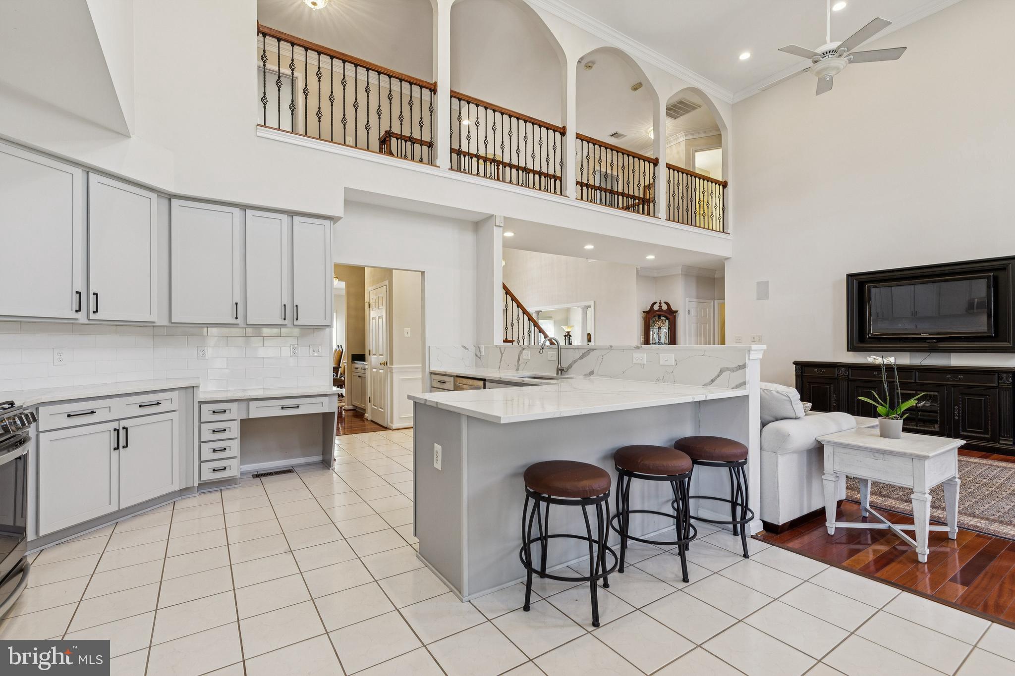 CROSSPOINTE - Residential