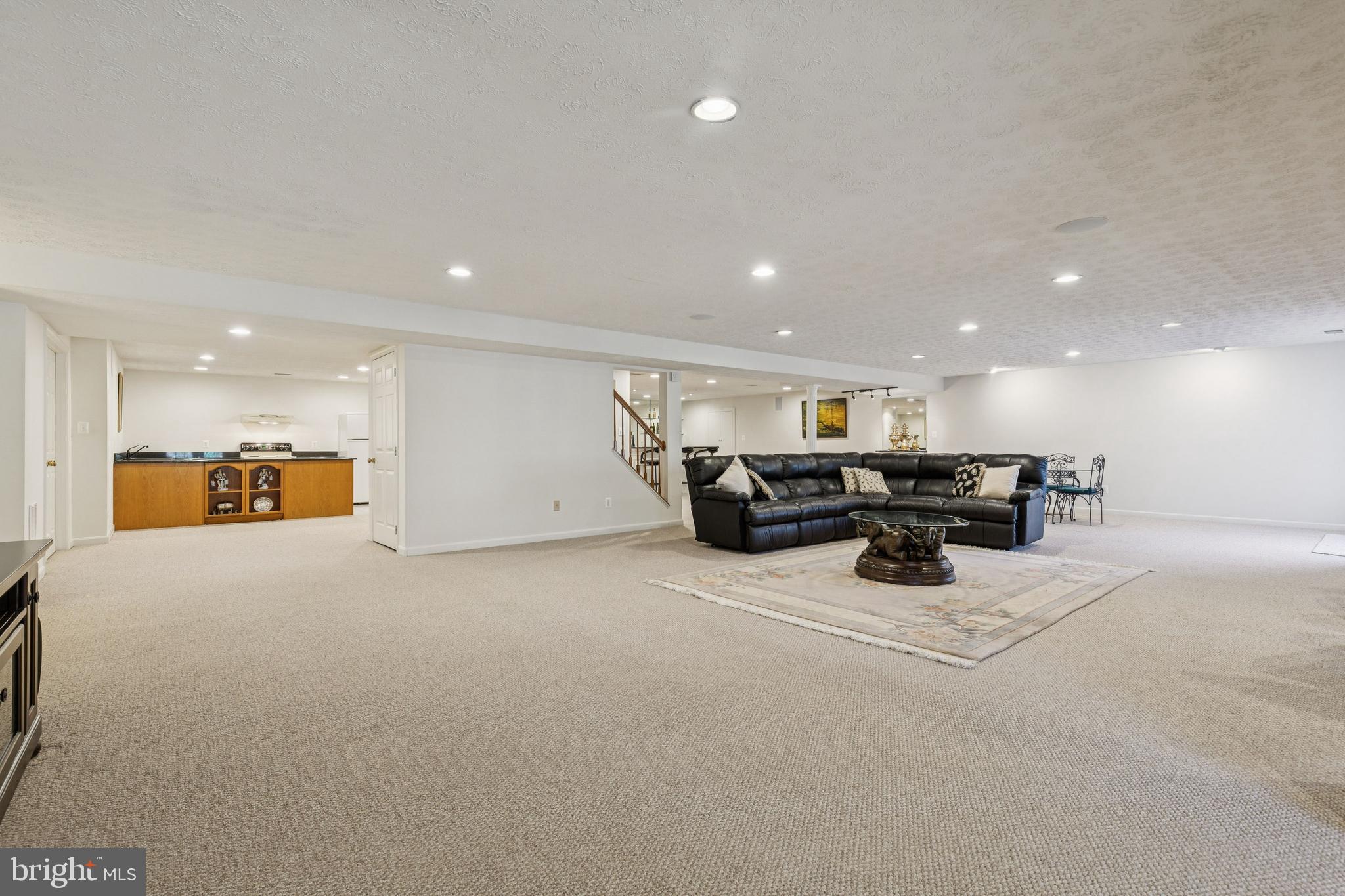 CROSSPOINTE - Residential