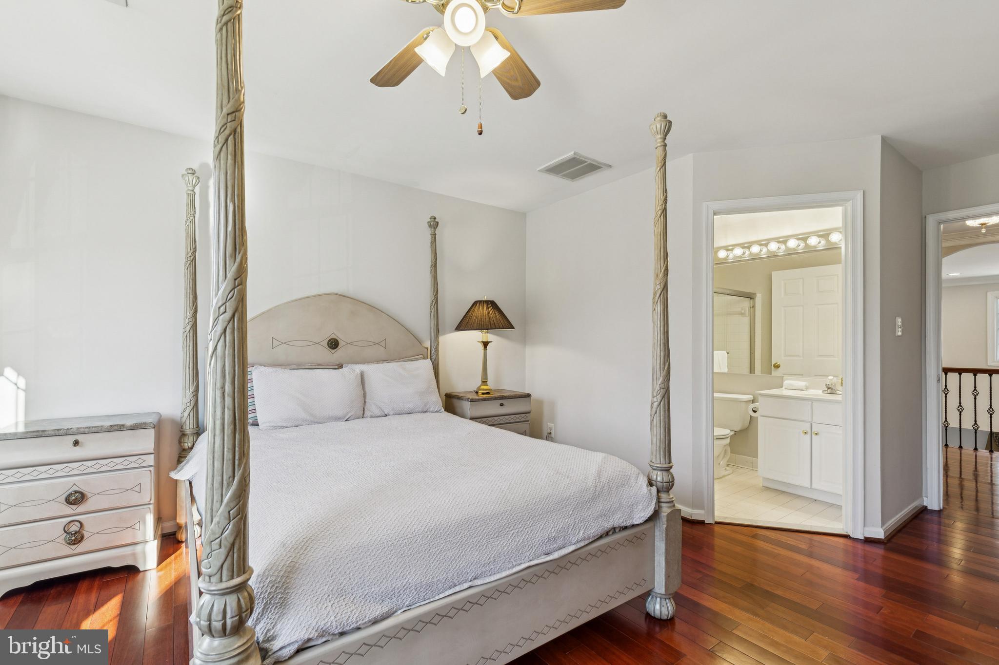 CROSSPOINTE - Residential