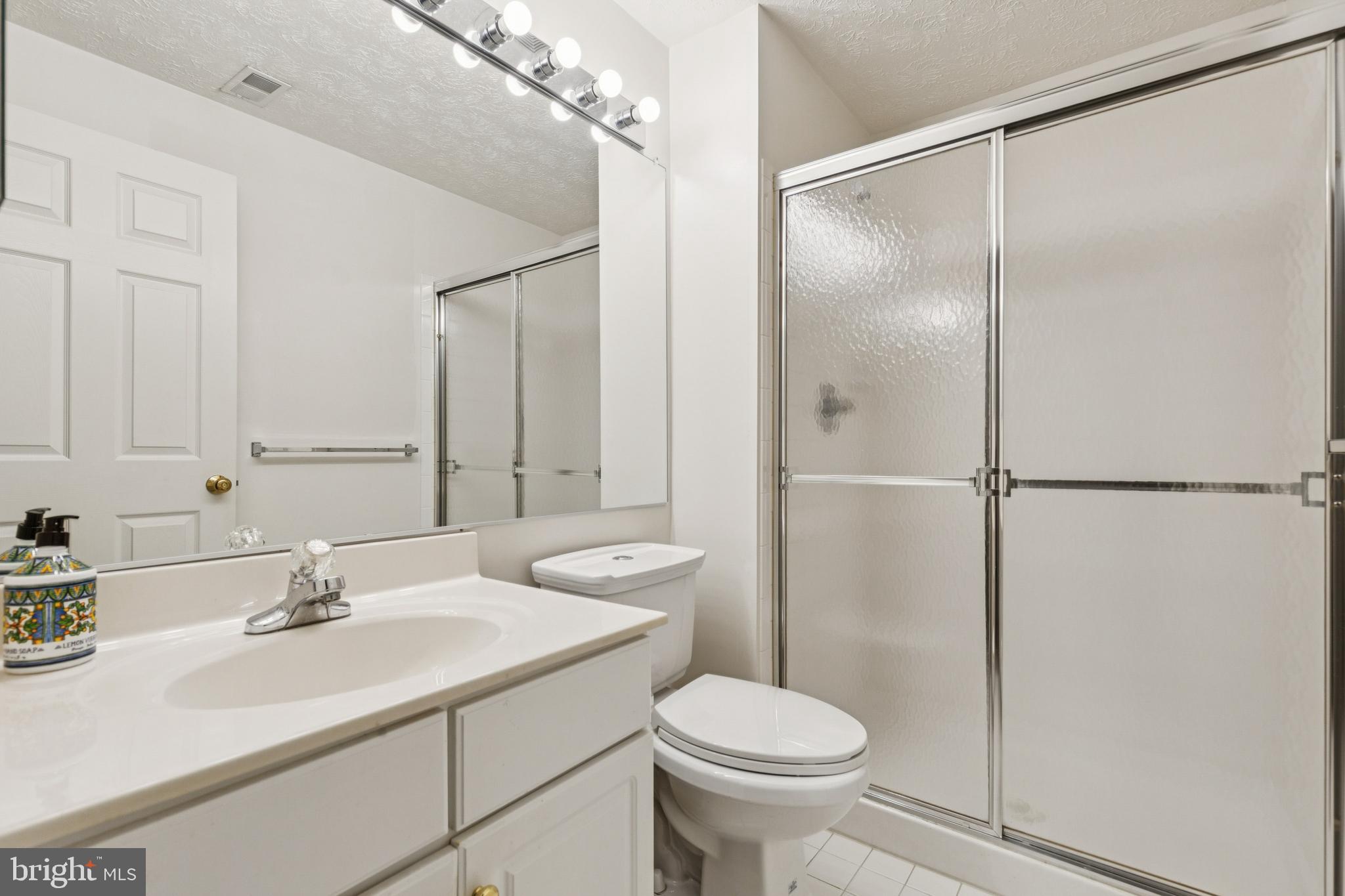 CROSSPOINTE - Residential