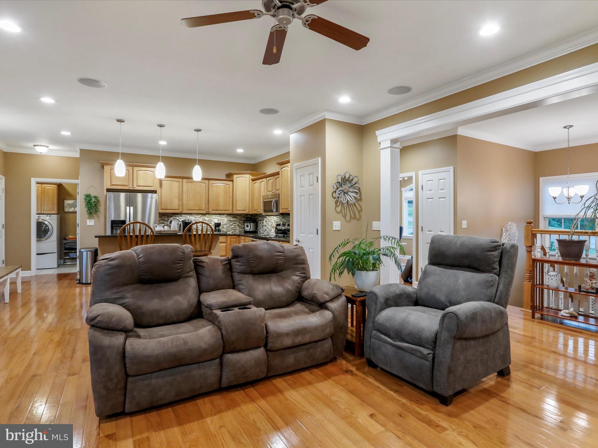 LAKEWOOD - Residential