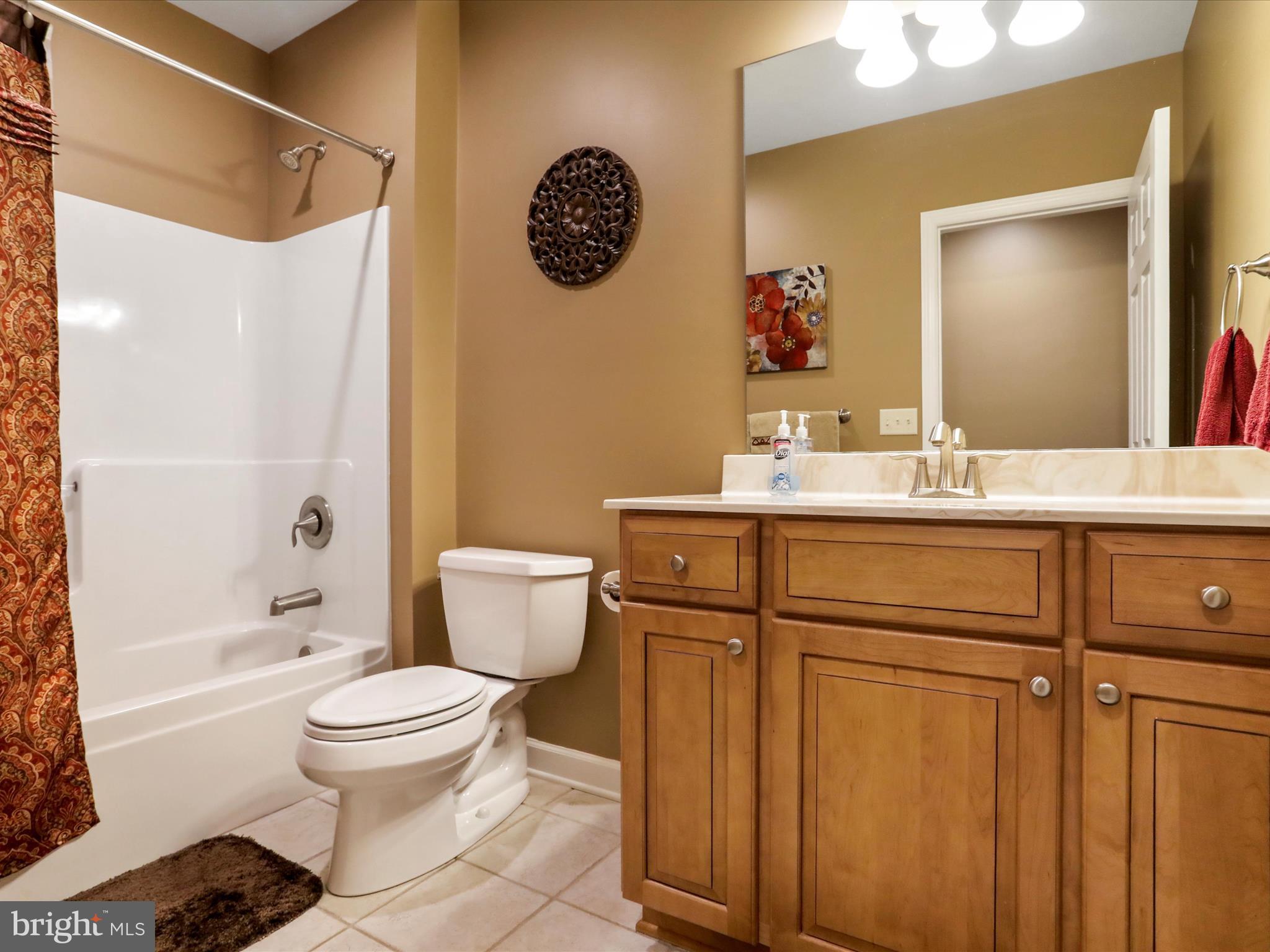 LAKEWOOD - Residential