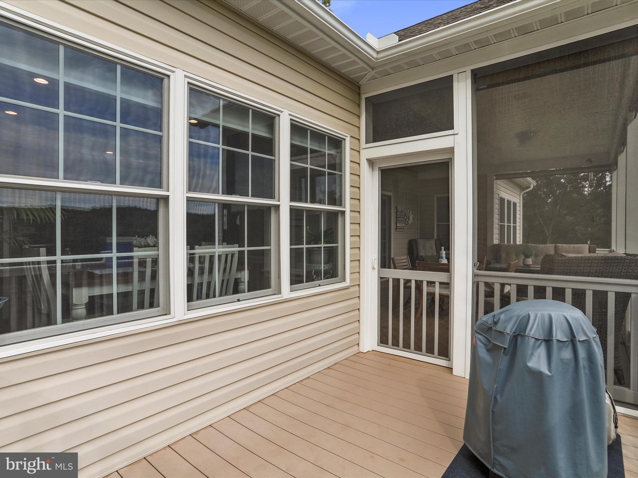 LAKEWOOD - Residential