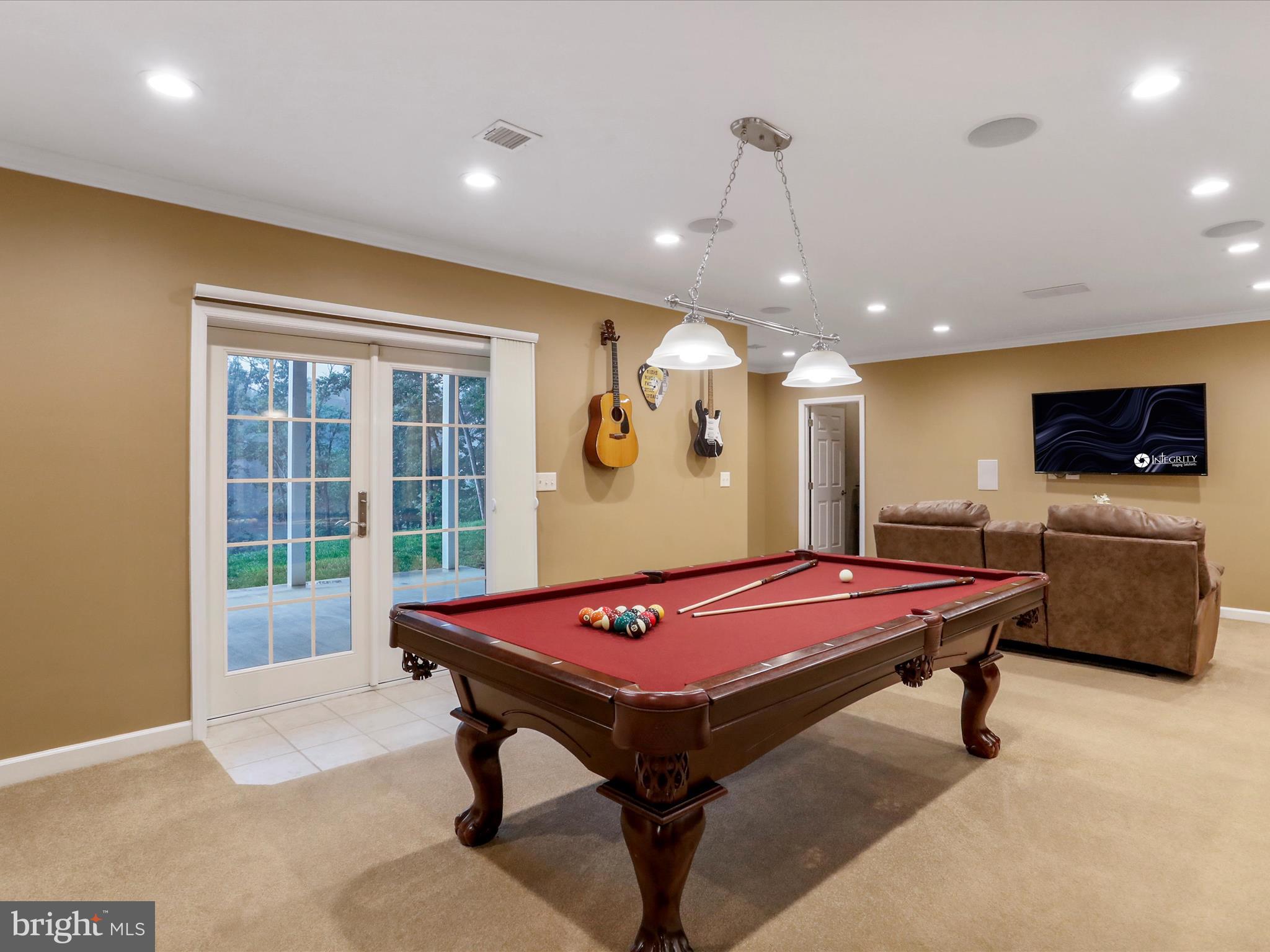 LAKEWOOD - Residential